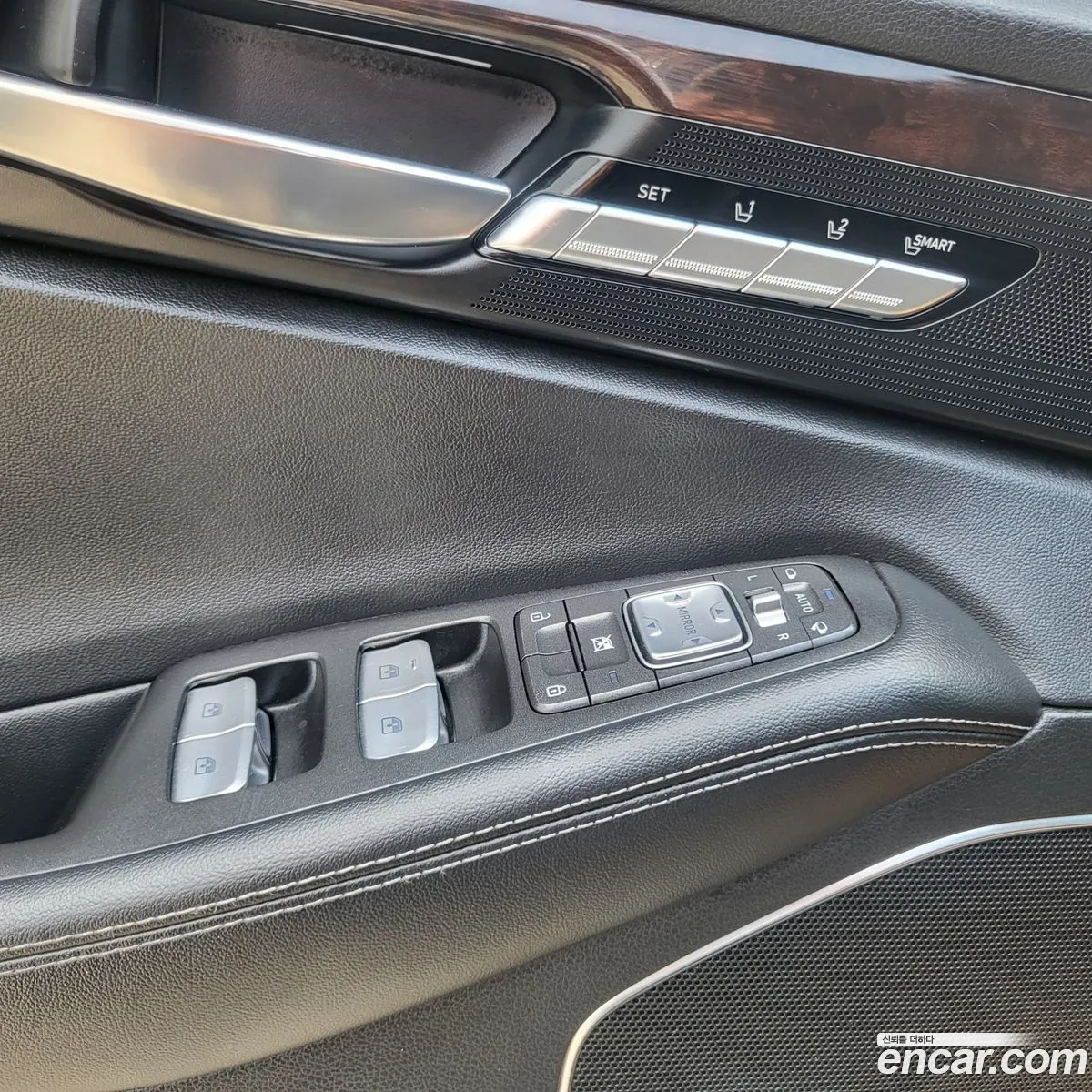 Genesis G90 I 38 Gdi Awd 2018 - фотография 1483197