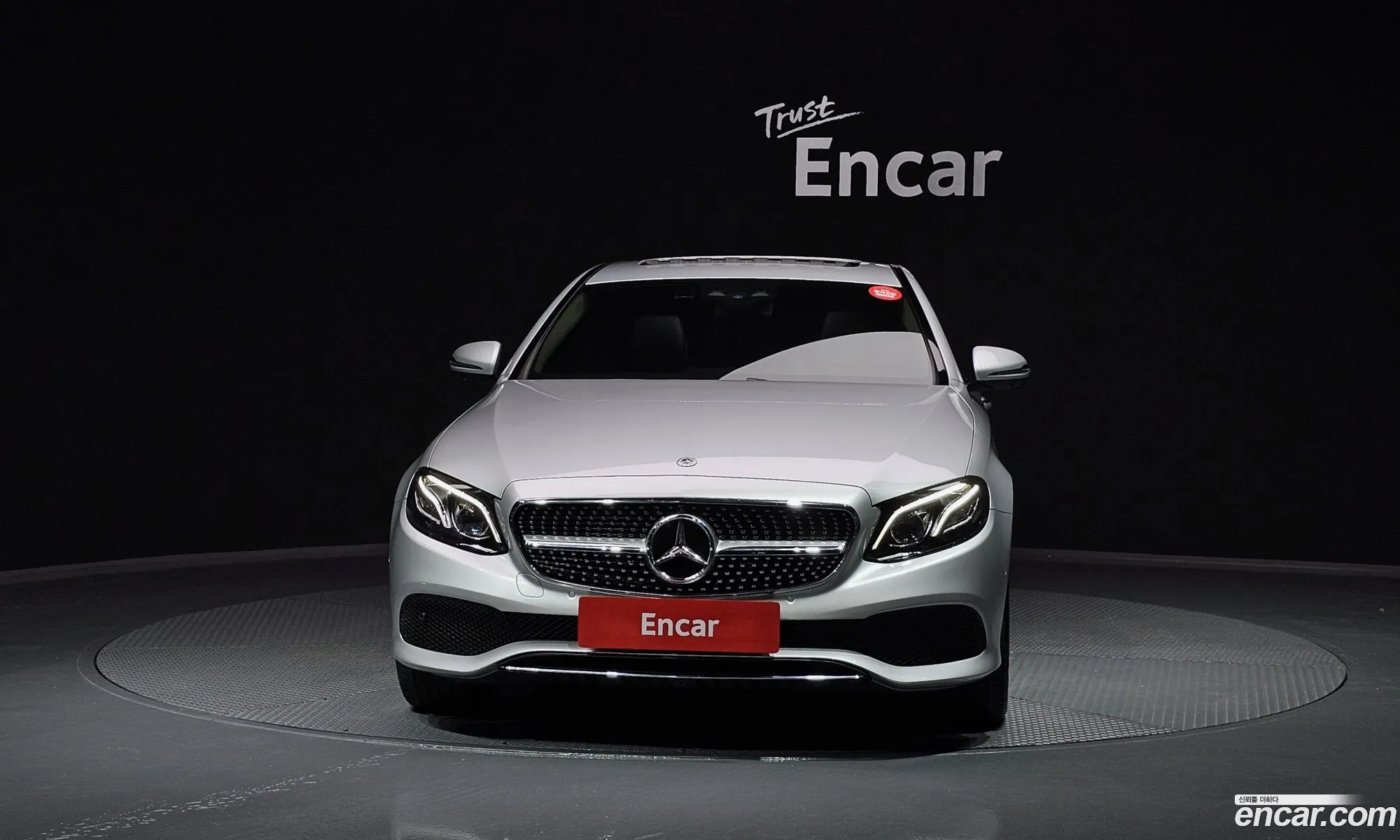 Mercedes-Benz E-Klasse V W213 S213 C238 E300 4Matic Avant Garde 2018 - фотография 16353118