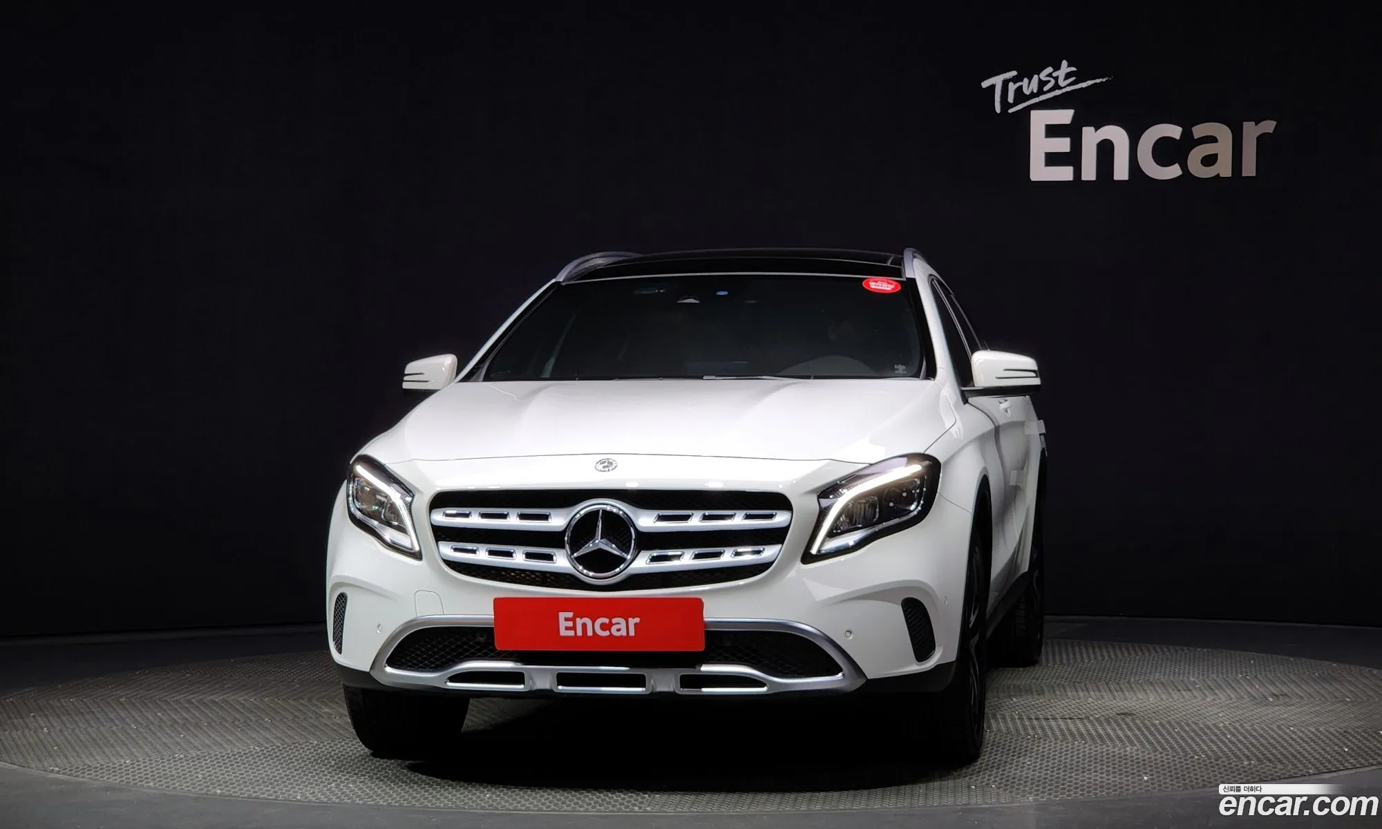 Mercedes-Benz Gla-Klasse I X156 Gla220 Premium 2017 - фотография 16430067