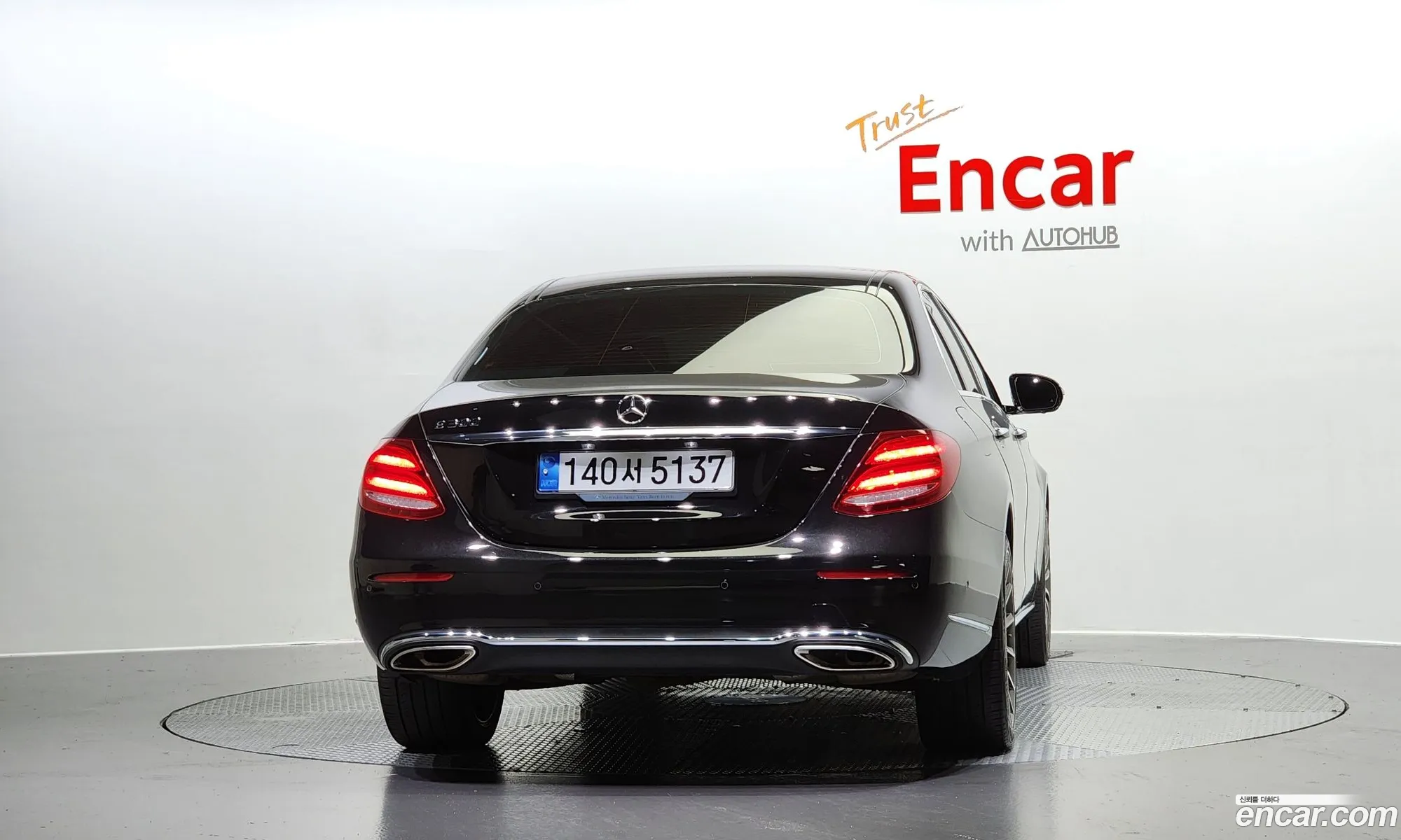 Mercedes-Benz E-Klasse V W213 S213 C238 E300 Exclusive 2018 - фотография 16353071