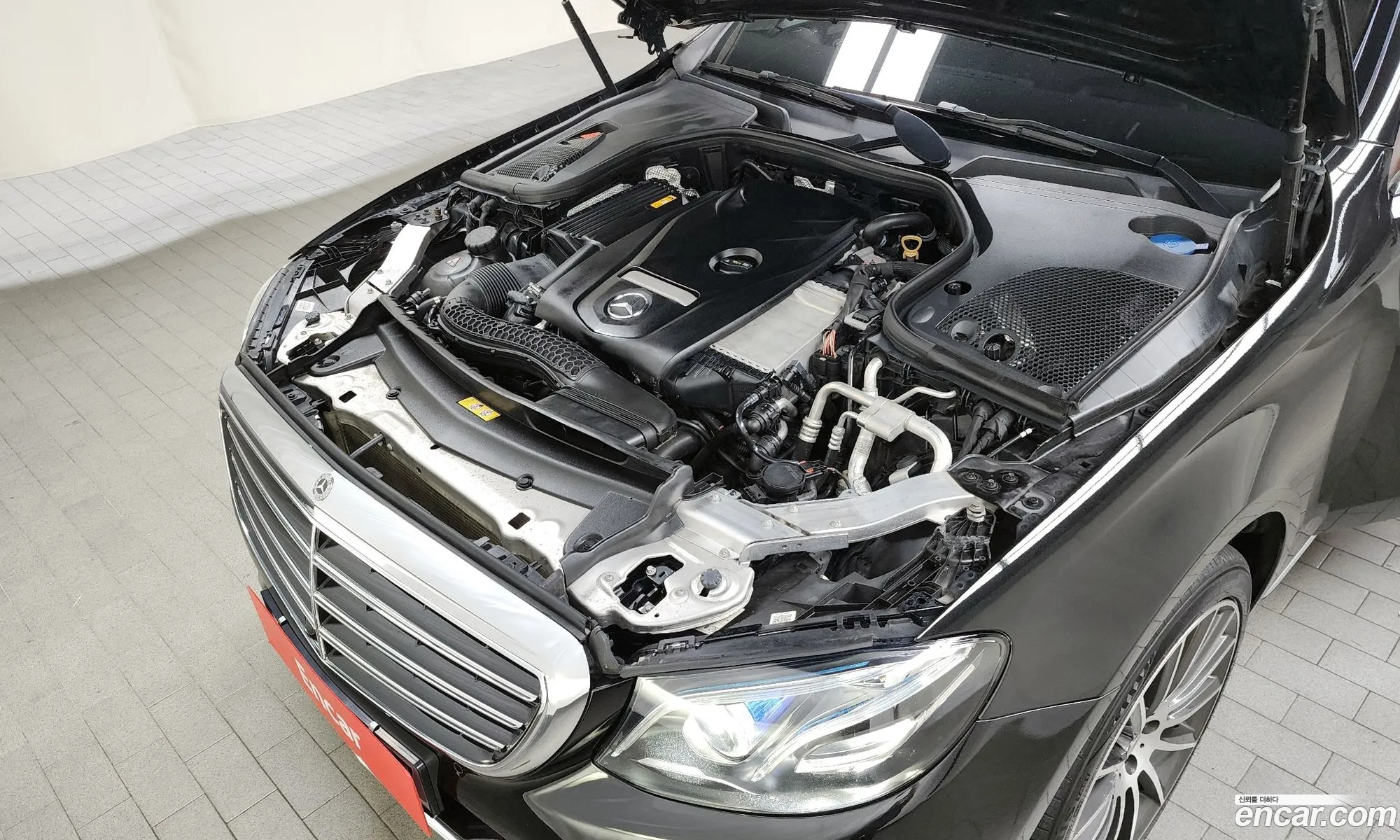 Mercedes-Benz E-Klasse V W213 S213 C238 E300 Exclusive 2018 - фотография 16353073