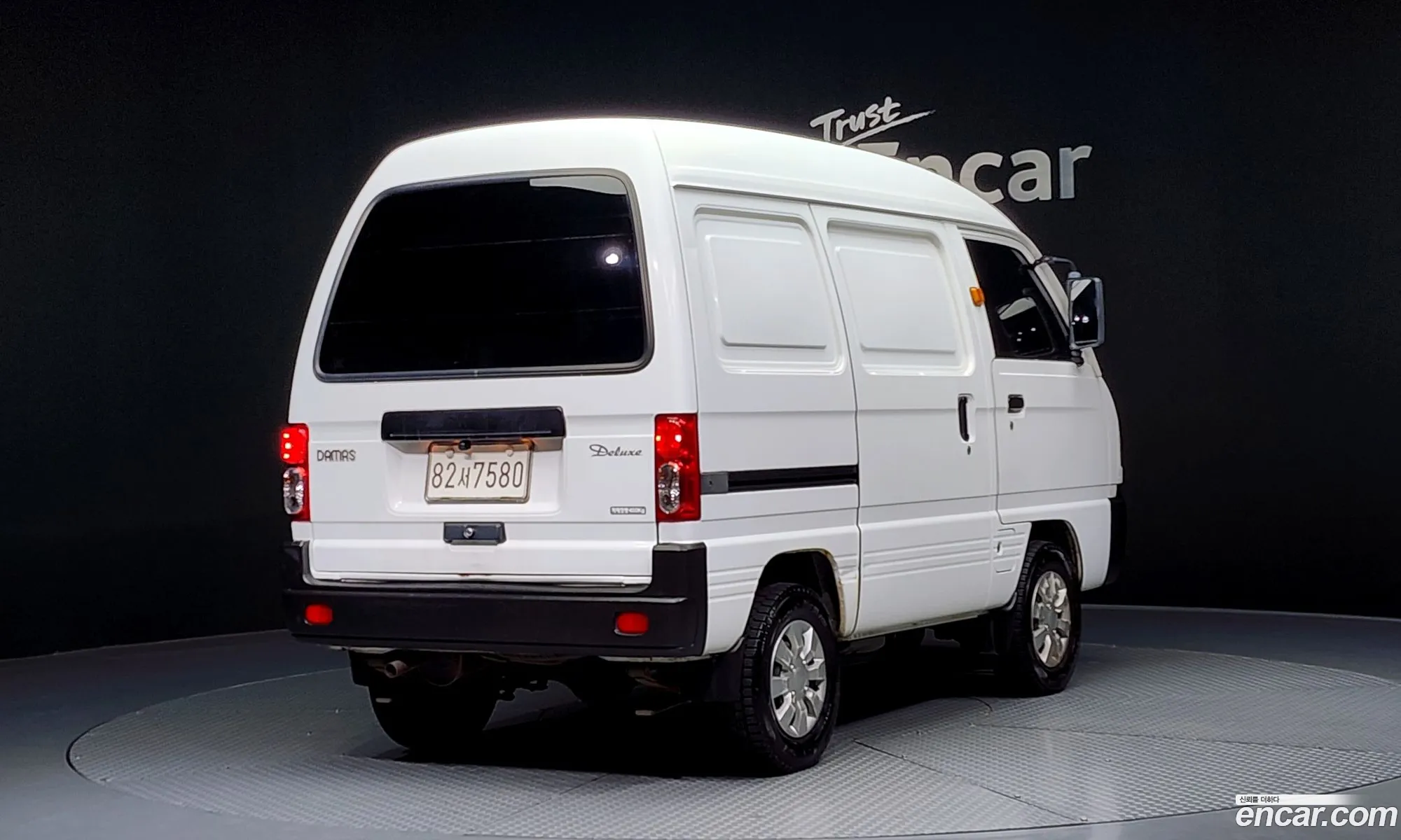 Chevrolet Damas 2-Seater Panel Van 2017 - фотография 17216270