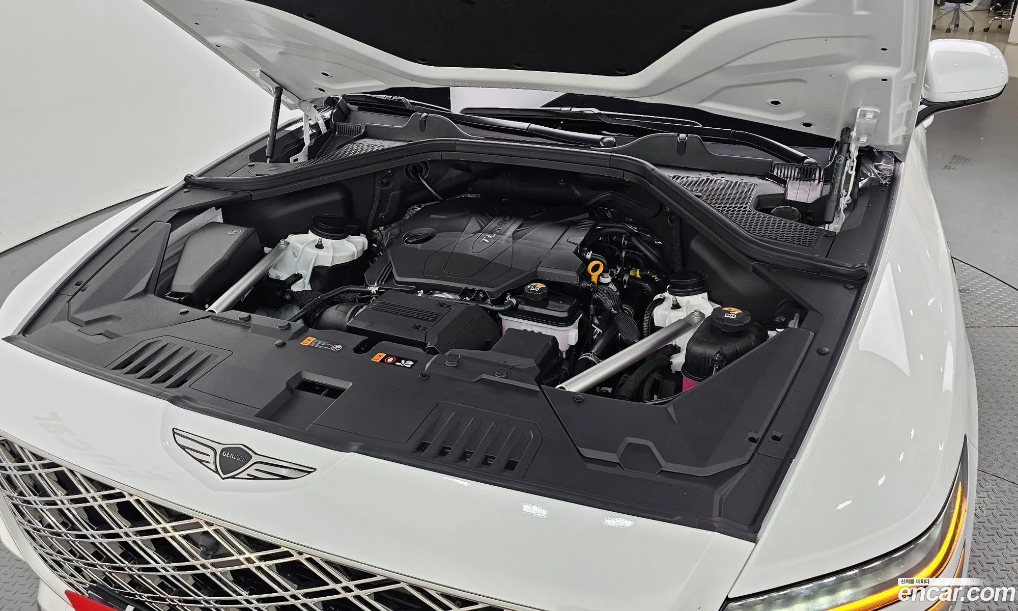 Genesis Gv80 25T Gasoline Awd 2024 - фотография 393440