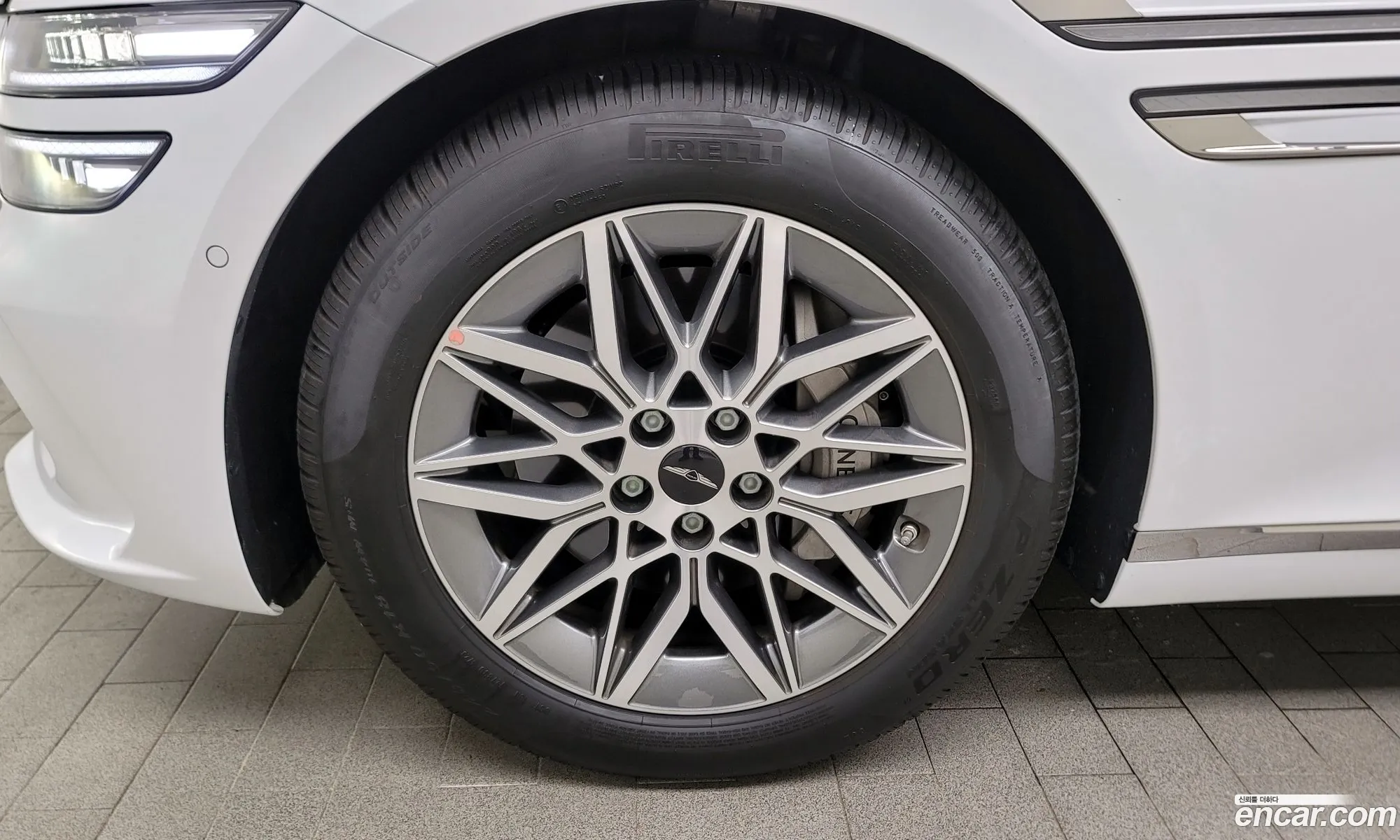 Genesis G80 Gasoline 25 Turbo Awd 2024 - фотография 1428426