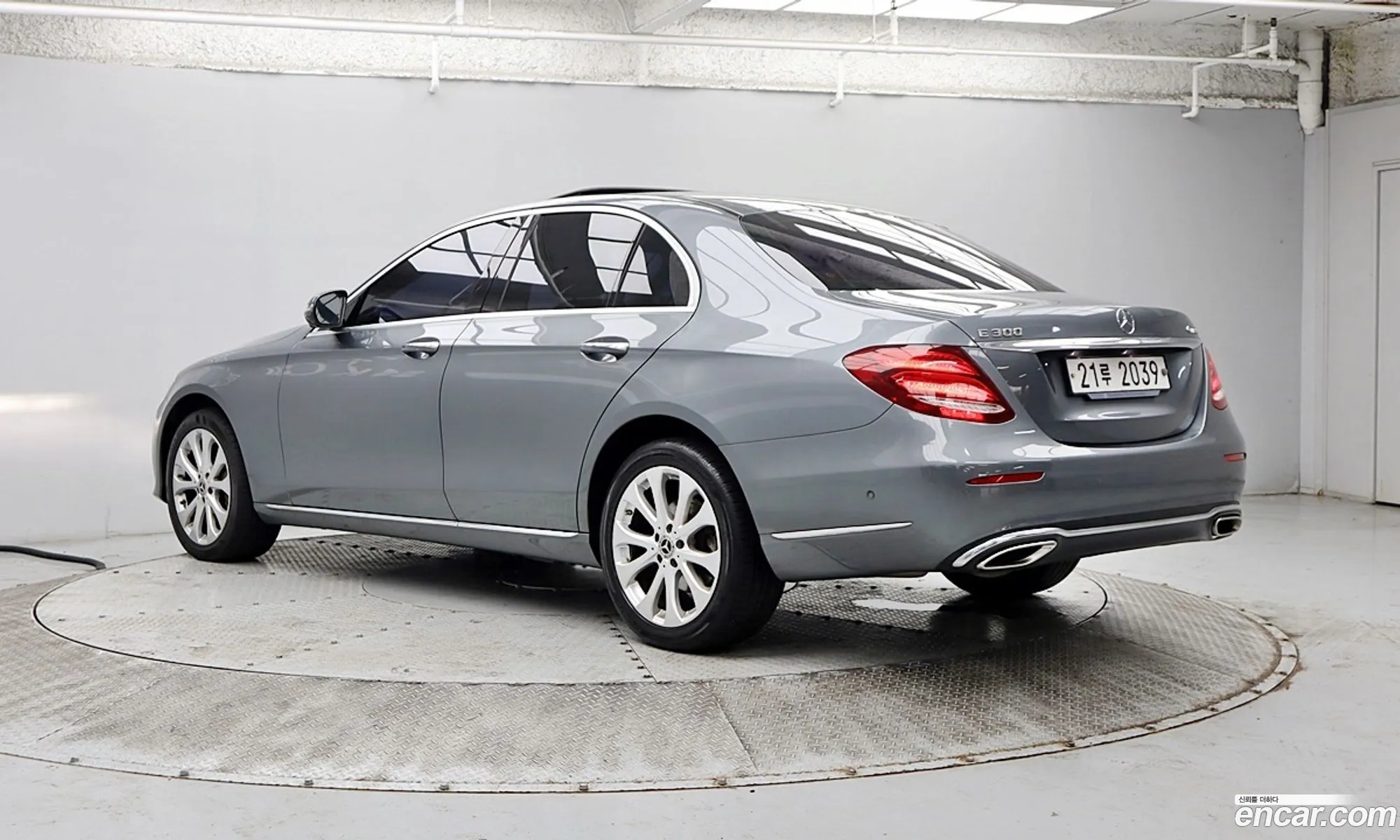 Mercedes-Benz E-Klasse V W213 S213 C238 E300 4Matic Exclusive Standard 2018 - фотография 16425670