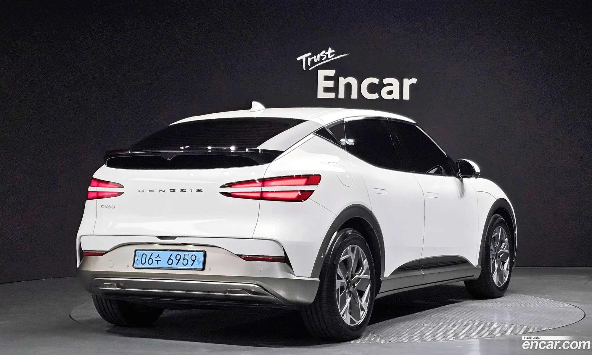 Genesis Gv60 Standard 2022 - фотография 1082789