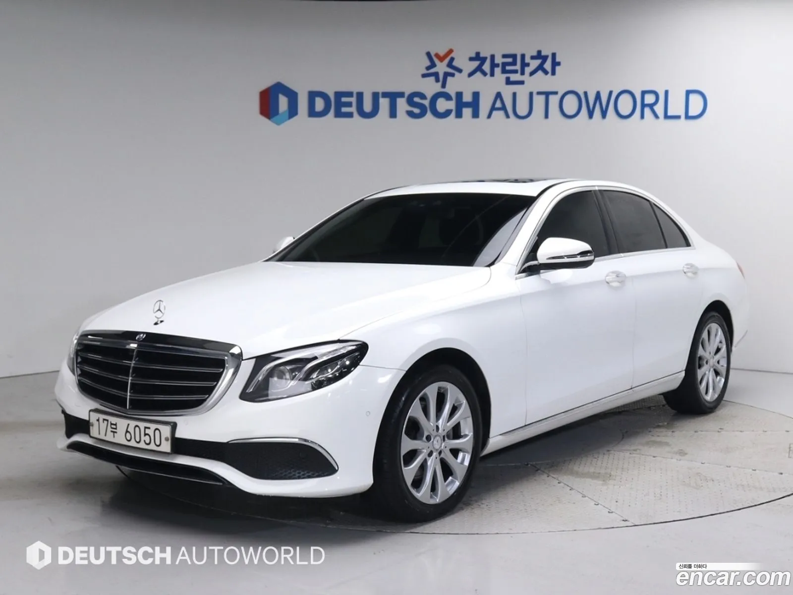 Mercedes-Benz E-Klasse E220D Exclusive 2017 - фотография 16451965