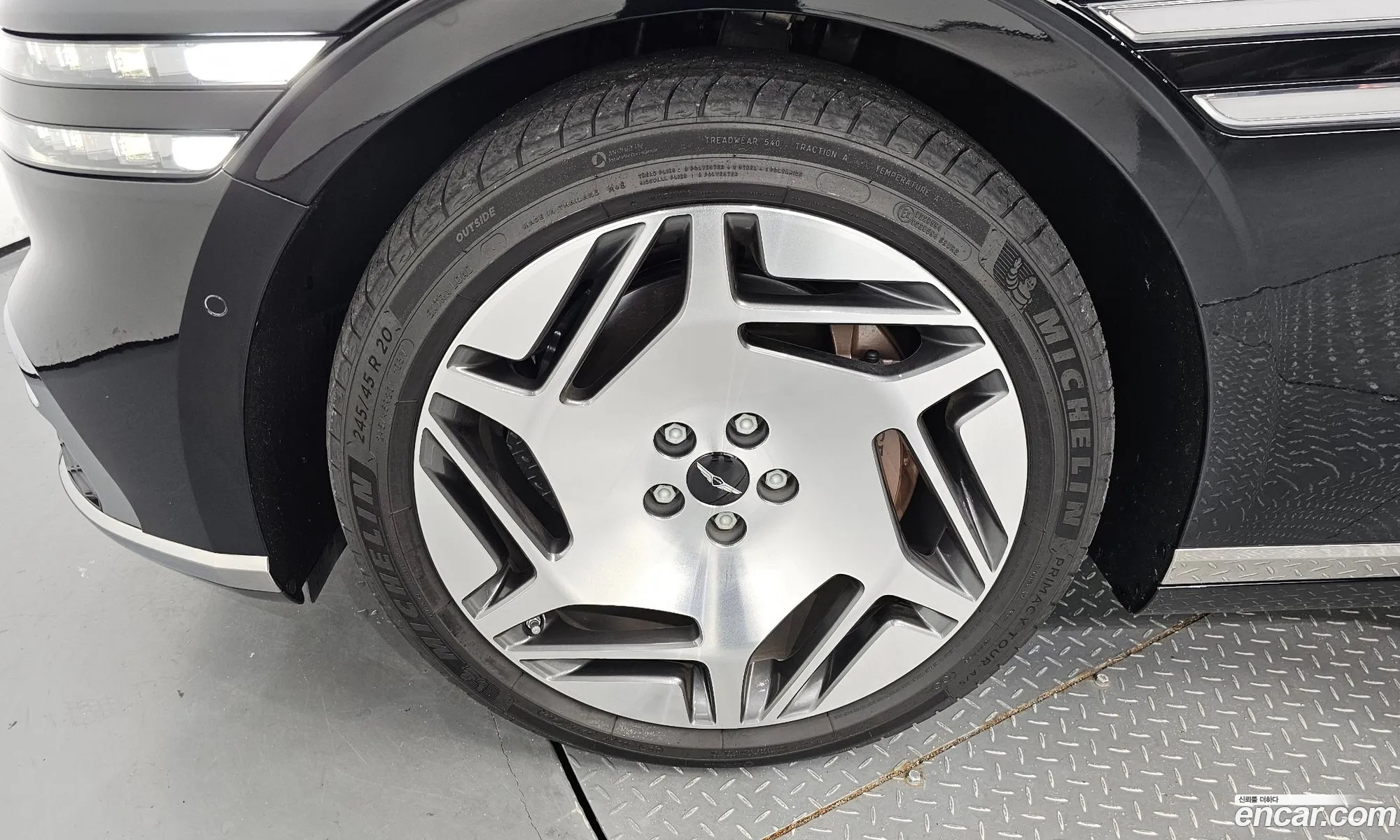 Genesis G90 I Gasoline 35 Turbo E-SC Awd Lwb 2022 - фотография 1073792