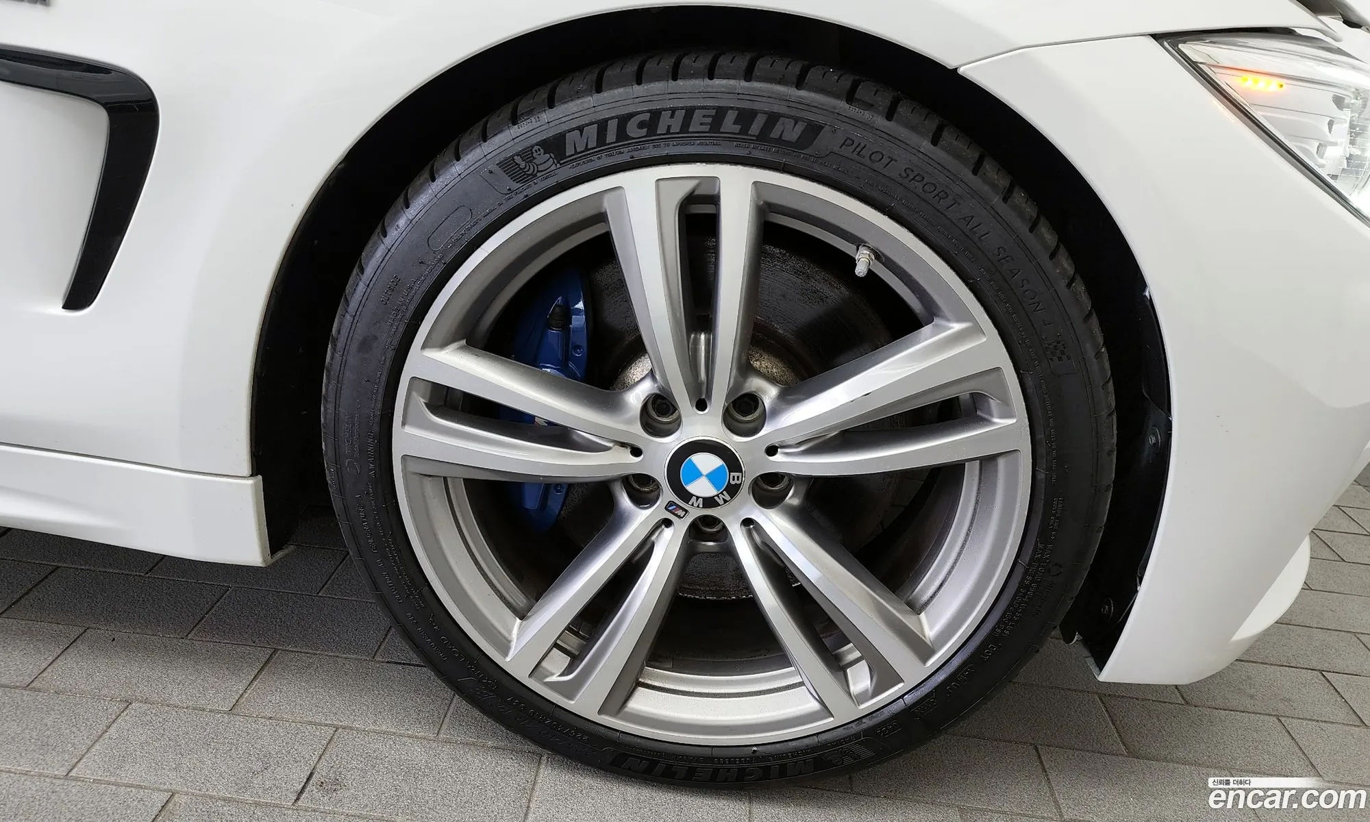 BMW 4Er 428I M Sports Convertible 2014 - фотография 19621896