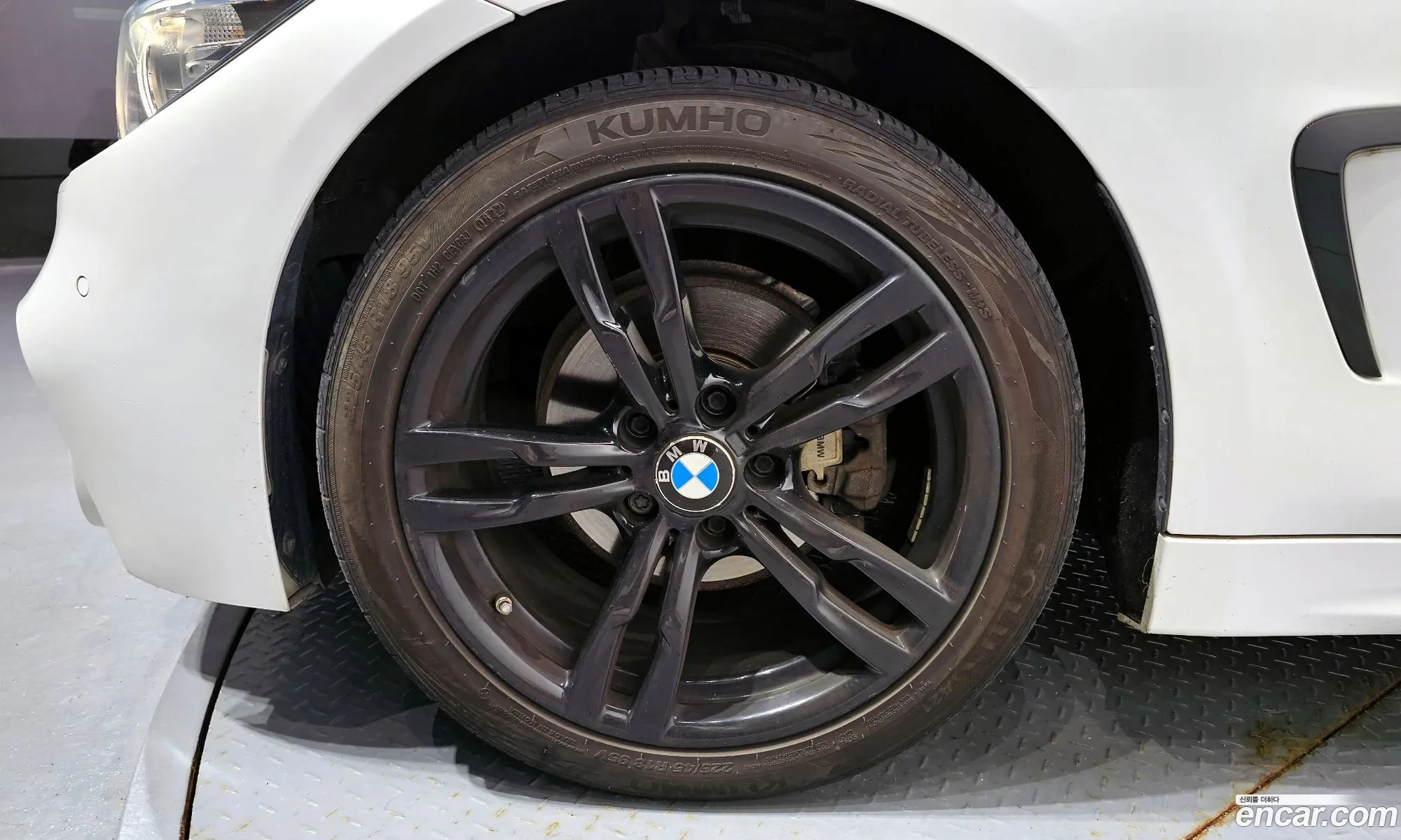 BMW 4Er 420D xDrive M Sports Coupe 2016 - фотография 18908939
