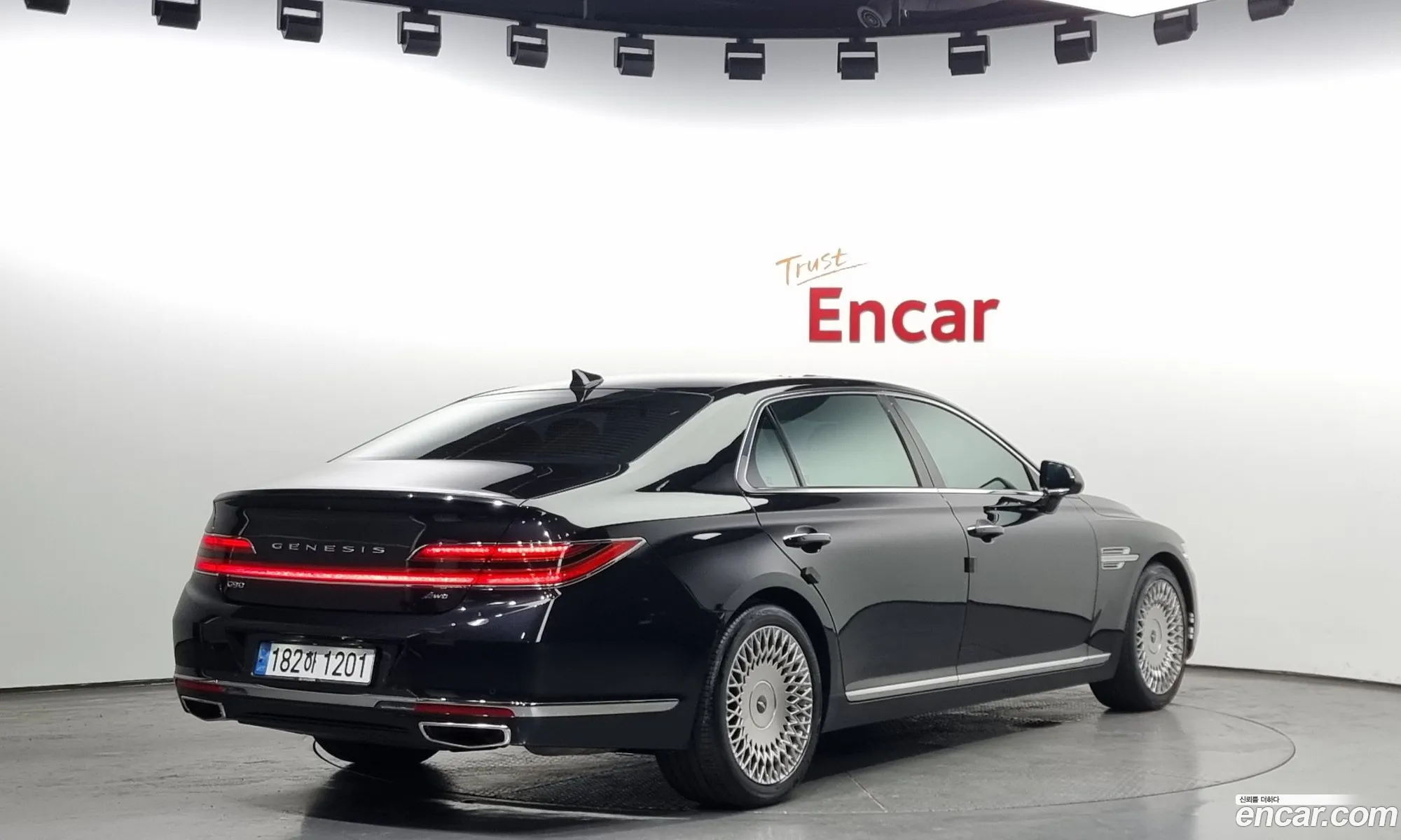 Genesis G90 I 38 Awd 2021 - фотография 1435062