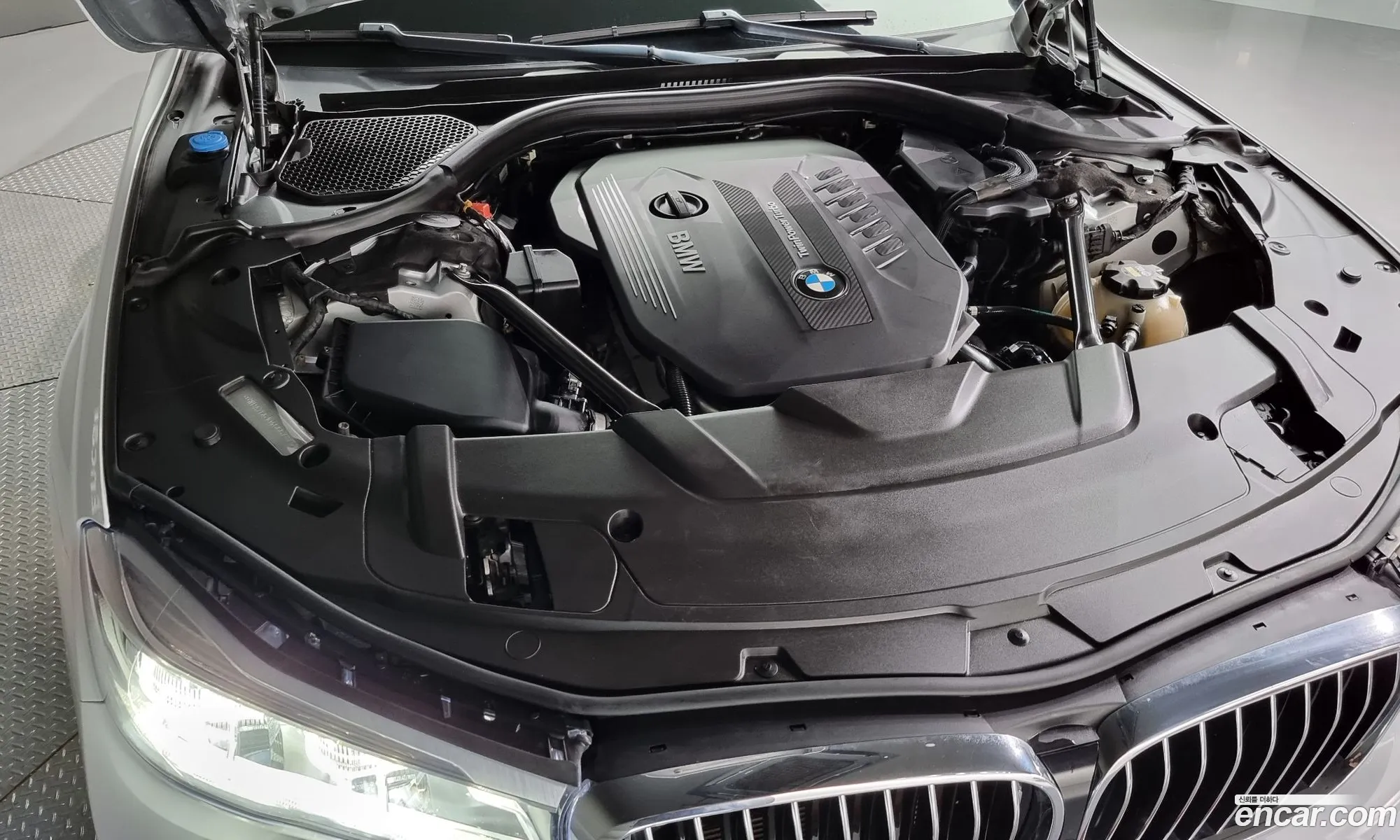 BMW 7Er Vi G11G12 730LdxDrive 2016 - фотография 19400317