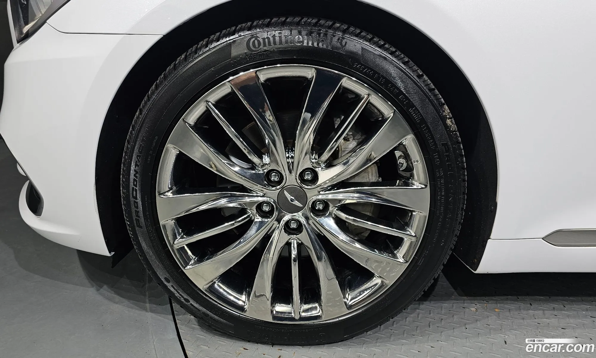 Genesis G80 I 33 Gdi Awd 2017 - фотография 1069097
