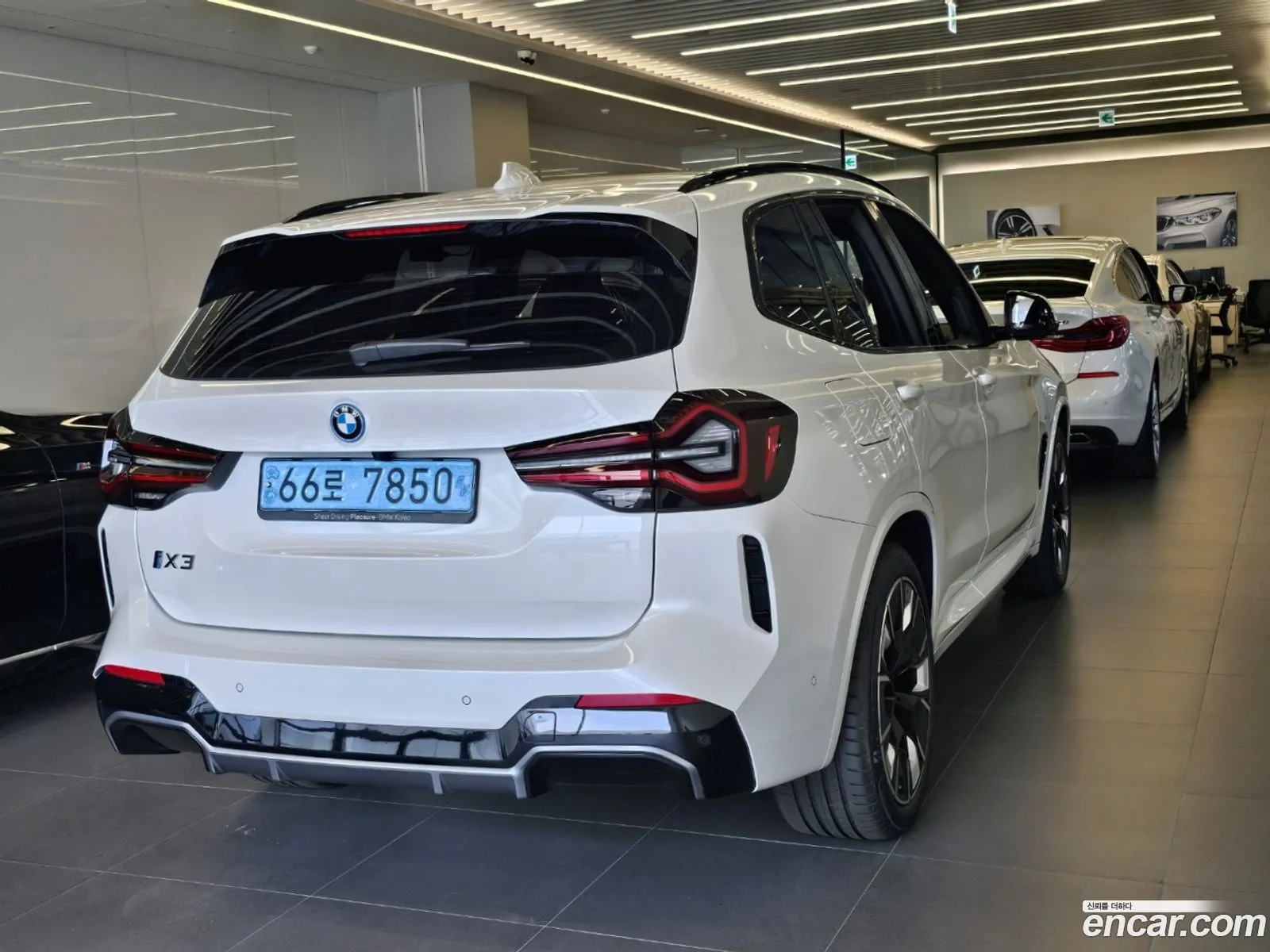 BMW Ix3 M Sports 2024 - фотография 19420922