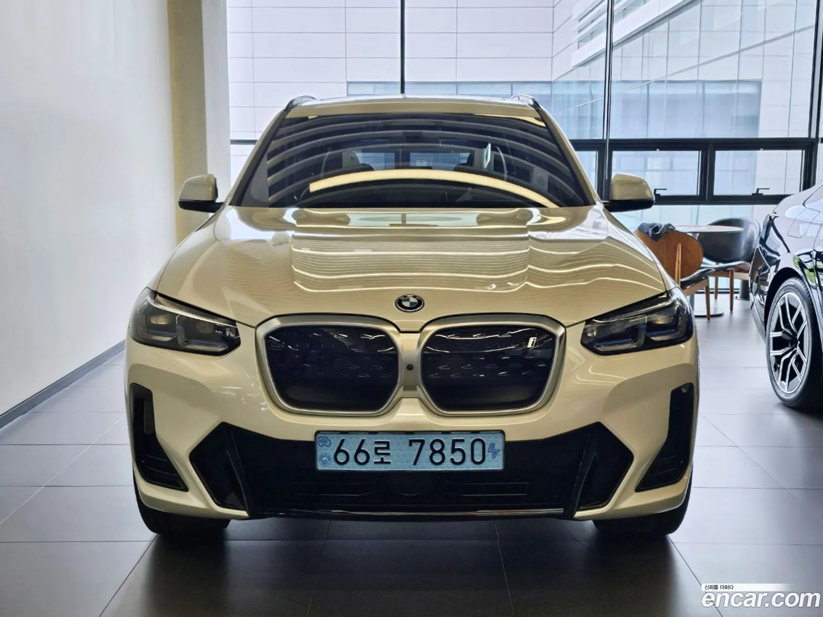 BMW Ix3 M Sports 2024 - фотография 19420923