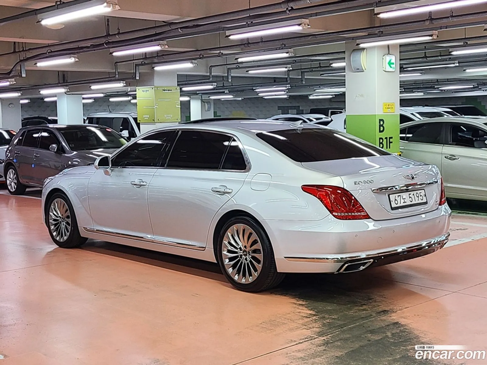 Genesis G90 I 38 Gdi Awd 2018 - фотография 1391702
