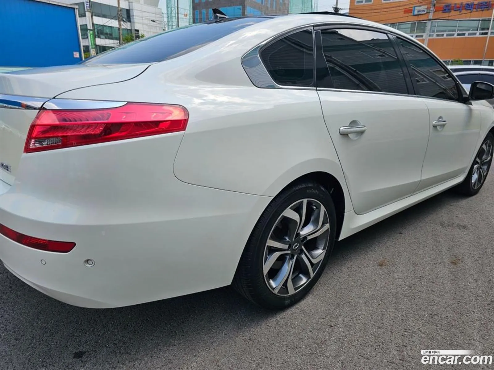 Renault Samsung Sm7 Re 2013 - фотография 12849205