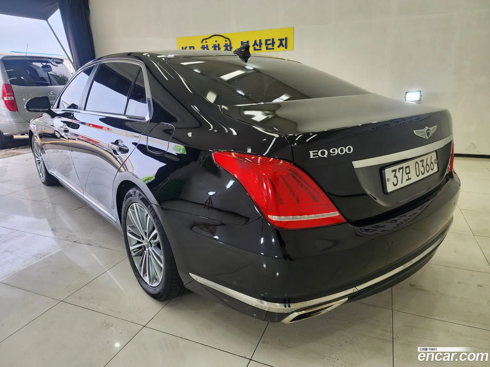 Genesis G90 I 38 Gdi Awd 2016 - фотография 1391715