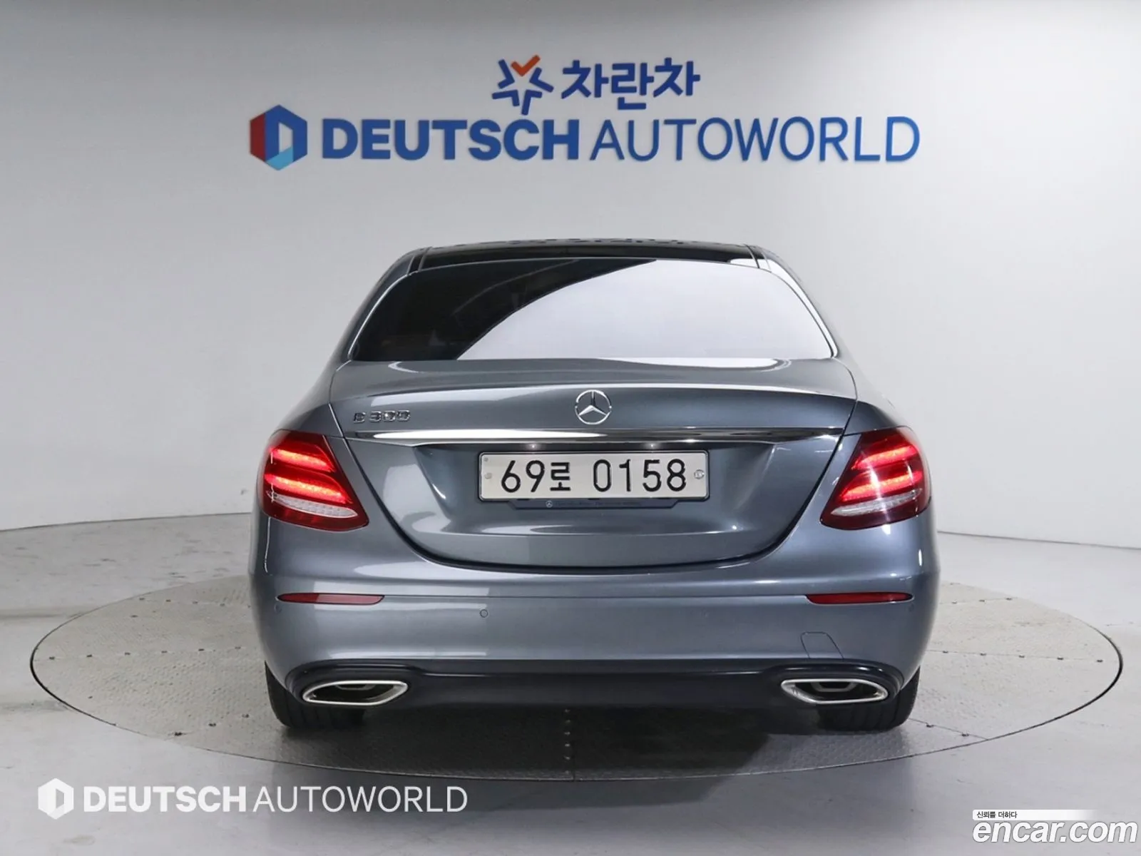 Mercedes-Benz E-Klasse E300 Avantgarde 2017 - фотография 16174728