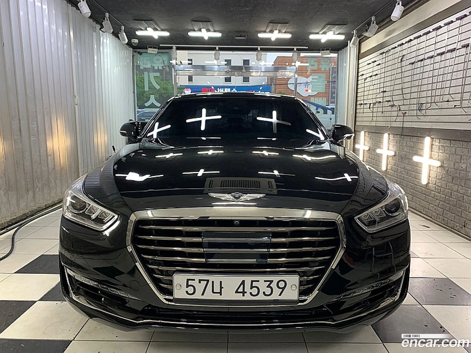 Genesis G90 I 33 T-Gdi Awd 2018 - фотография 1391747