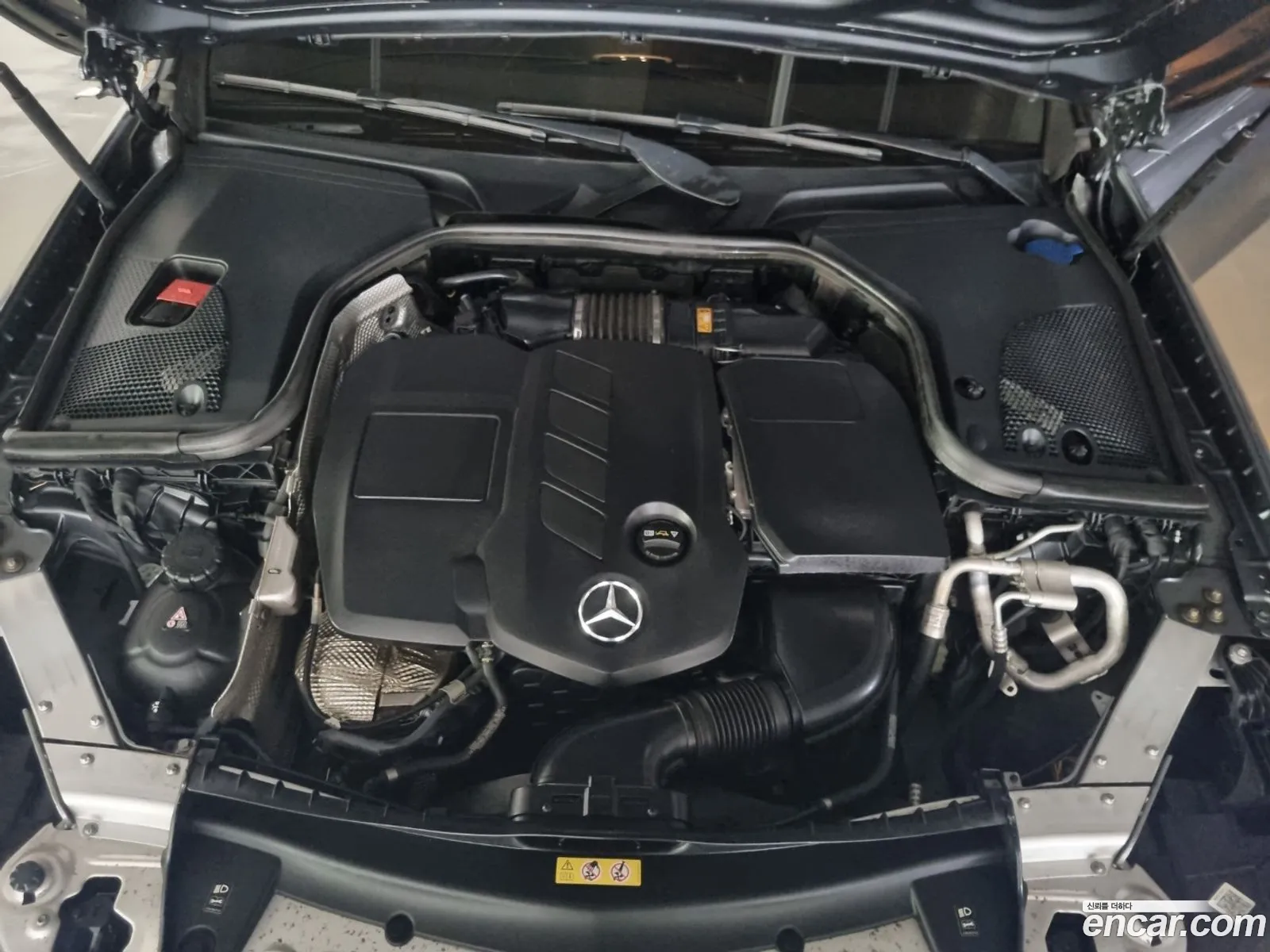 Mercedes-Benz E-Klasse V W213 S213 C238 E220D Exclusive 2019 - фотография 16414346