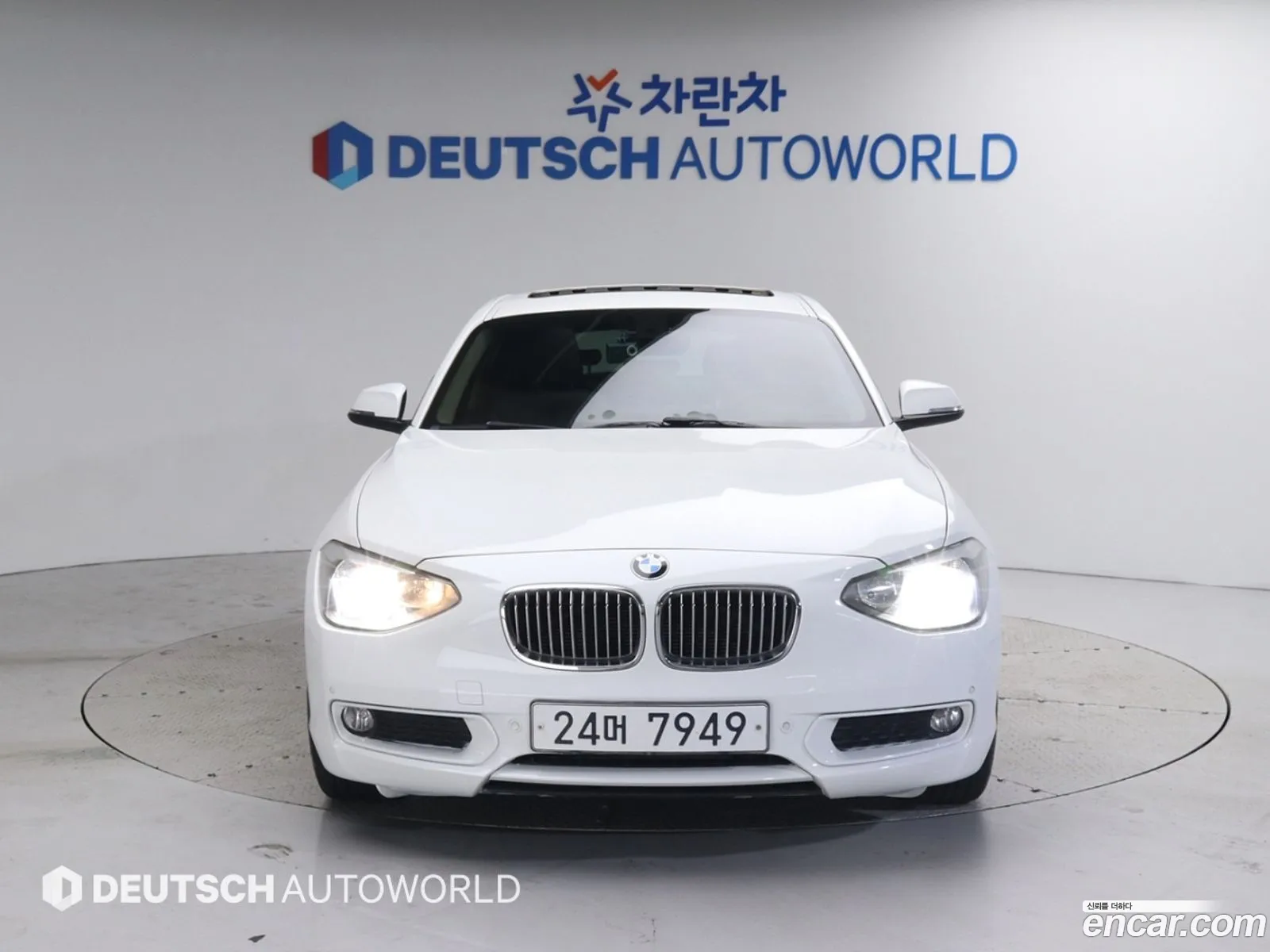 BMW 1Er 118D Urban 5 Door 2013 - фотография 19615947