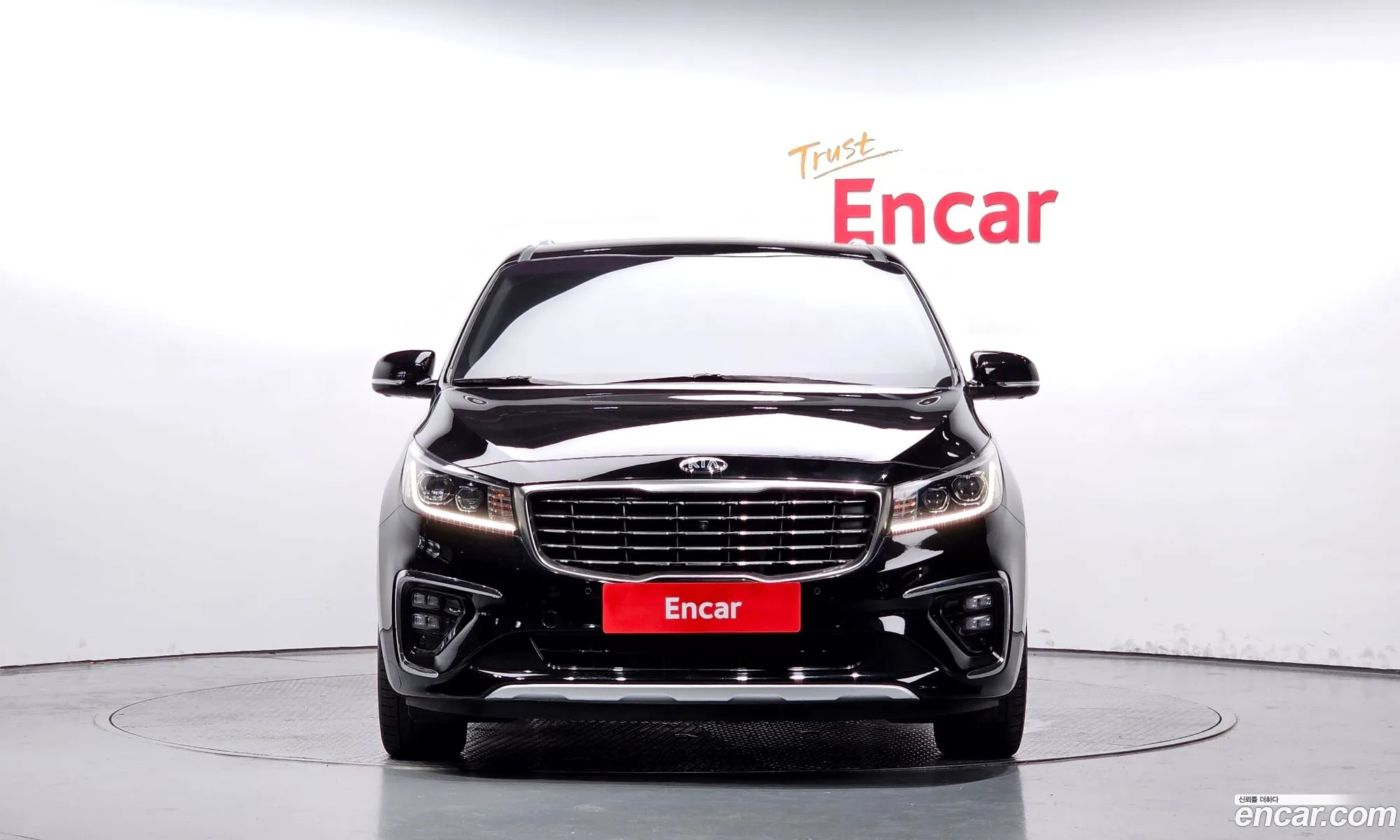 Kia Carnival 9-Seater Noblesse Special 2020 - фотография 11896152