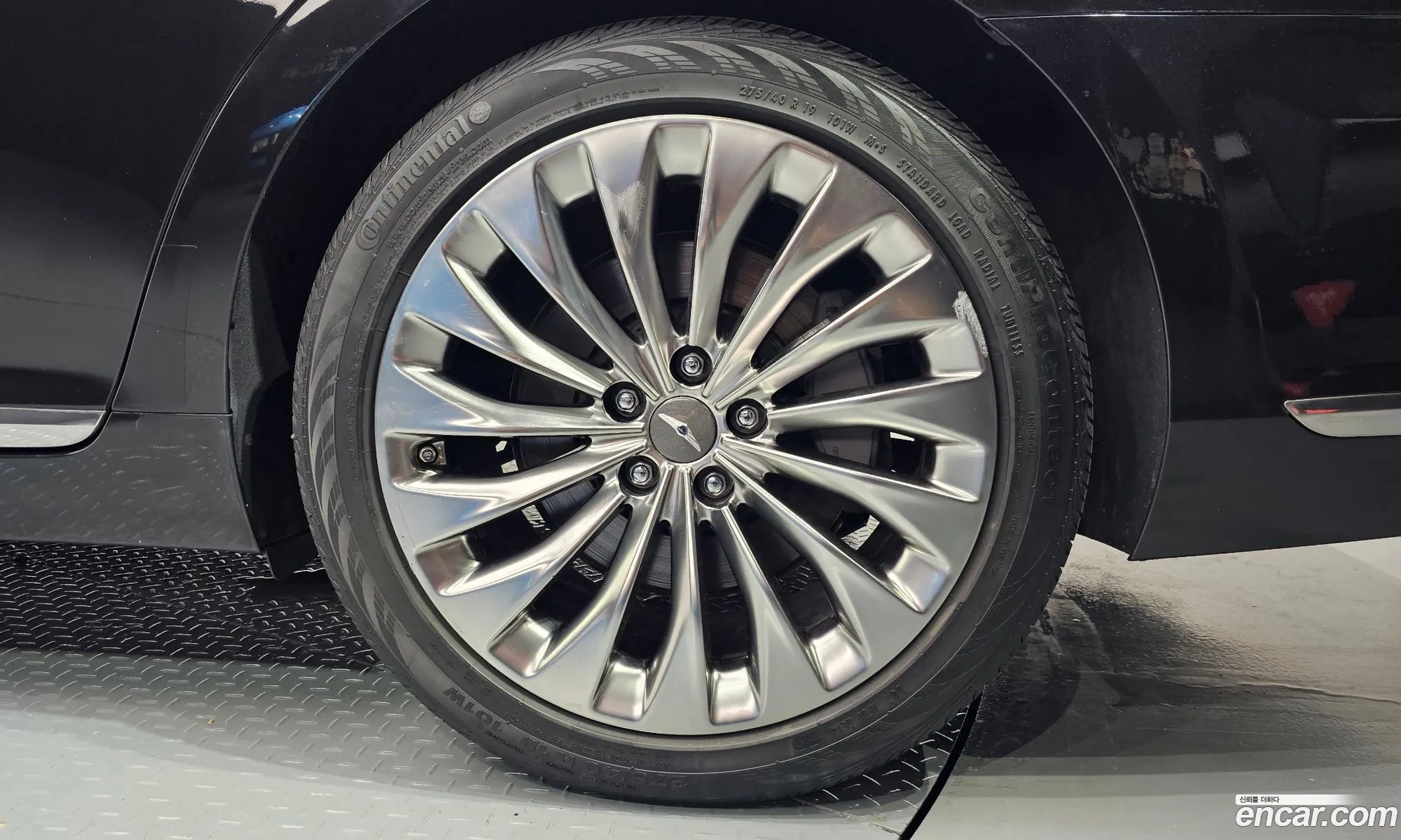 Genesis G90 I 38 Gdi Awd 2018 - фотография 1112393