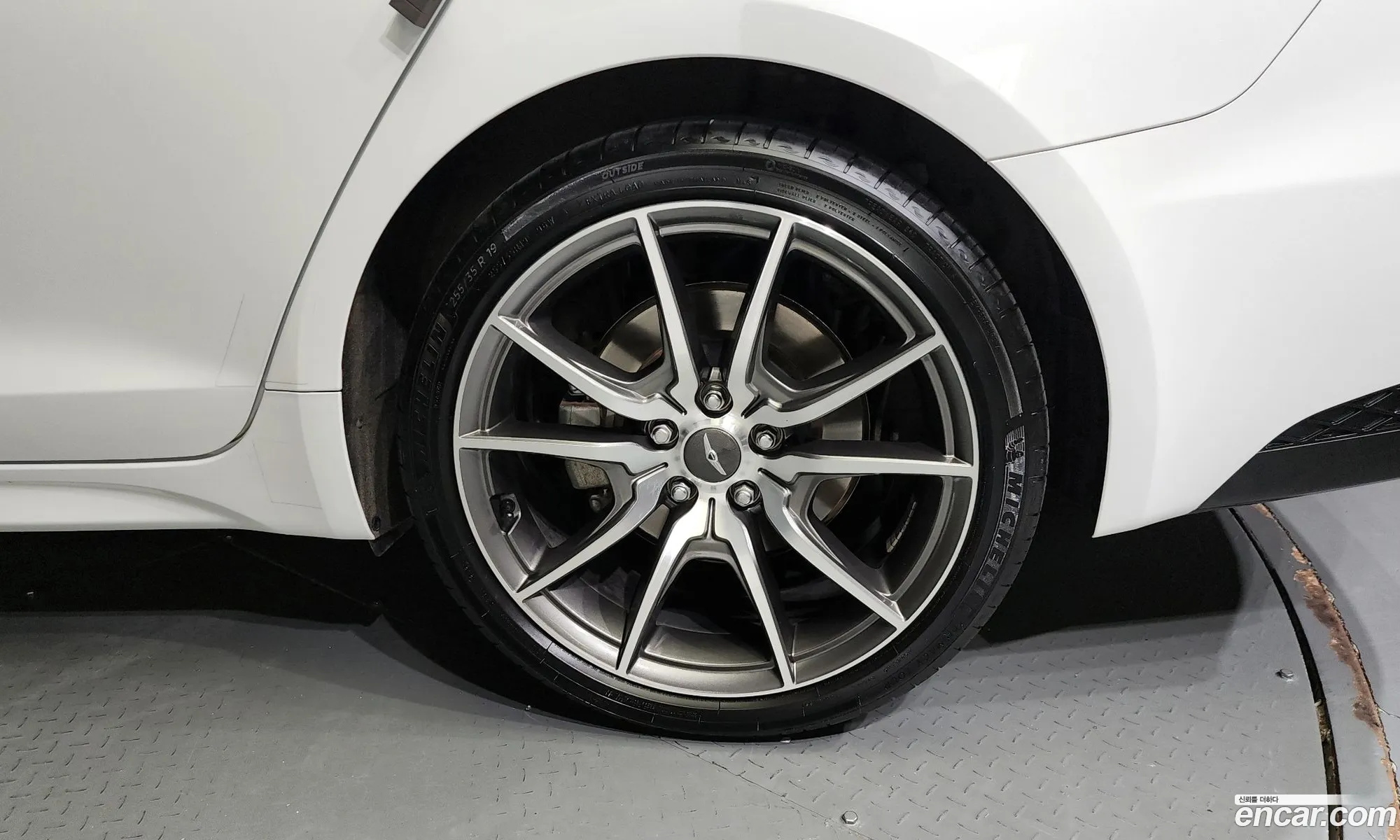 Genesis G70 I Gasoline 20T 2Wd 2021 - фотография 1124855