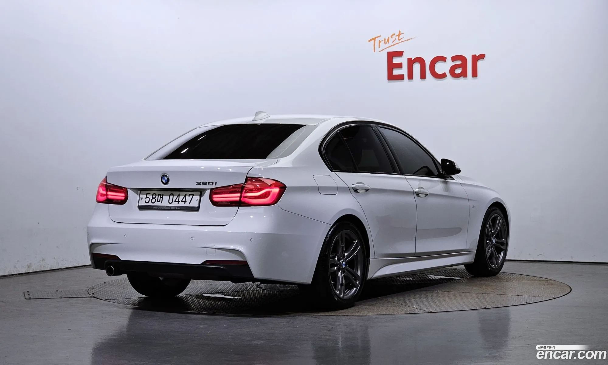 BMW 3Er Vi F3X 320I M Sports 2016 - фотография 19490274