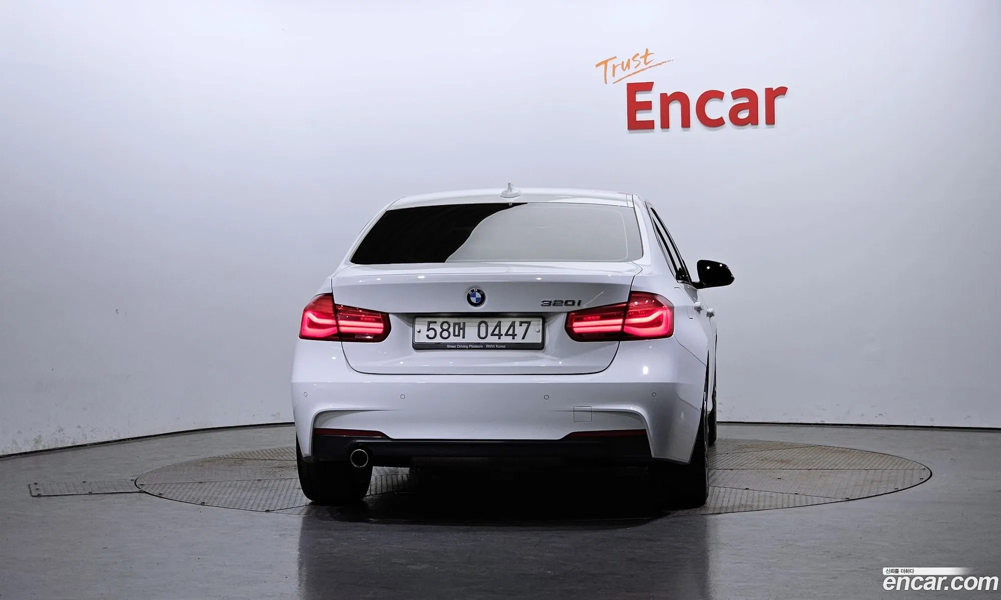BMW 3Er Vi F3X 320I M Sports 2016 - фотография 19490276