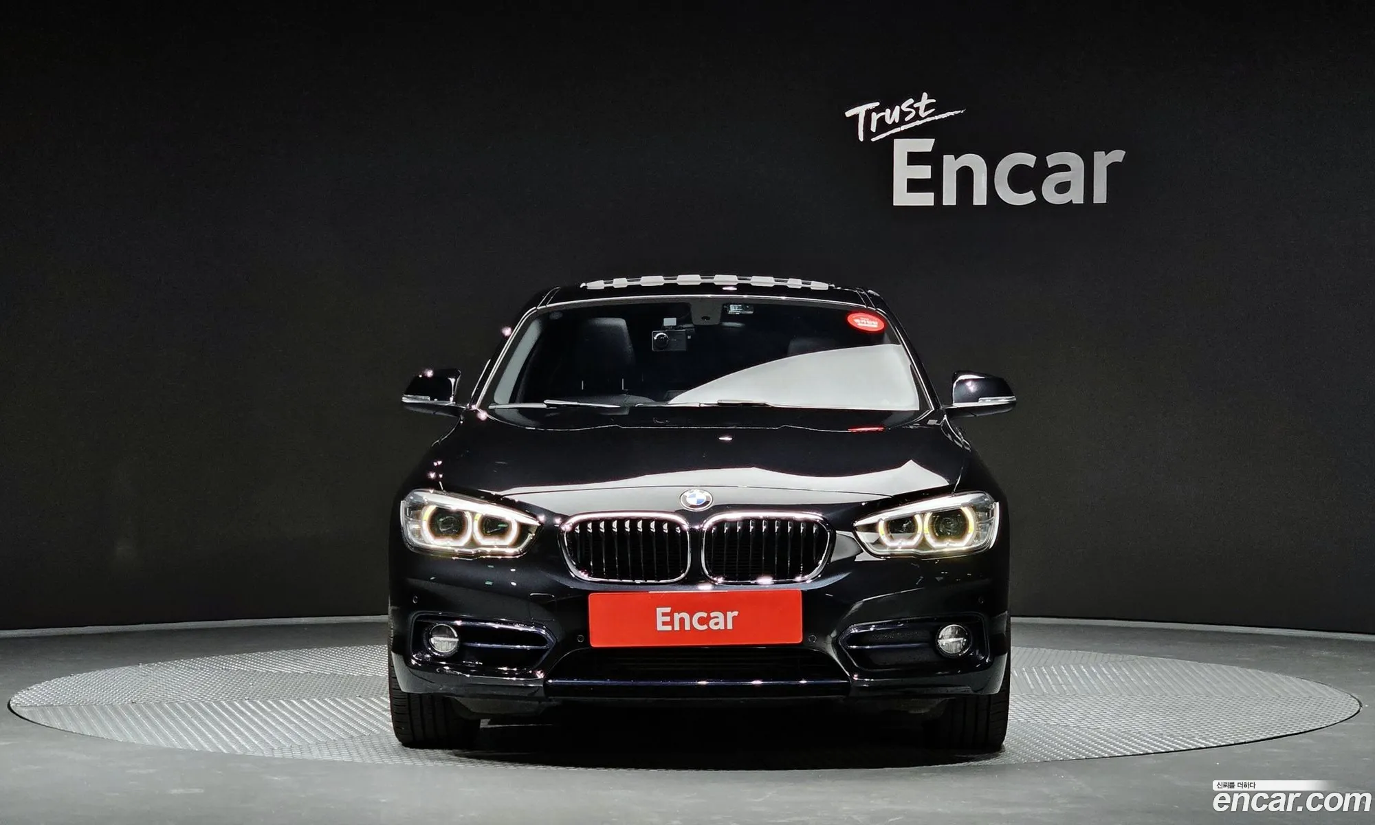 BMW 1Er 118D Sport 5 Door 2017 - фотография 19621811