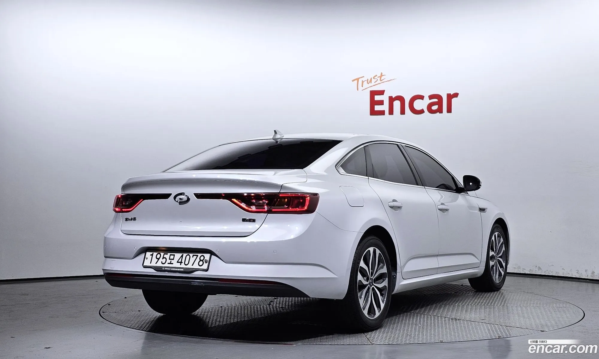 Renault Samsung Sm6 20Gde Le 2016 - фотография 13513631