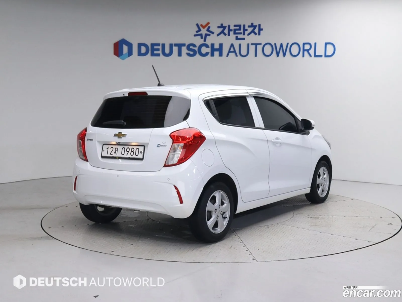 Chevrolet Spark Lt 2016 - фотография 8604475
