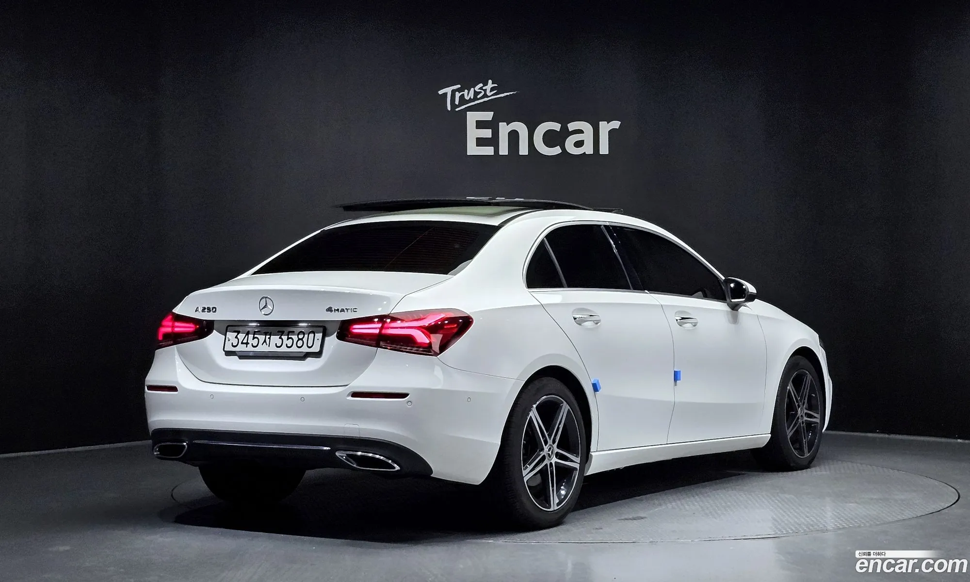 Mercedes-Benz A-Klasse Iv W177 A250 4Matic Sedan 2020 - фотография 16366734
