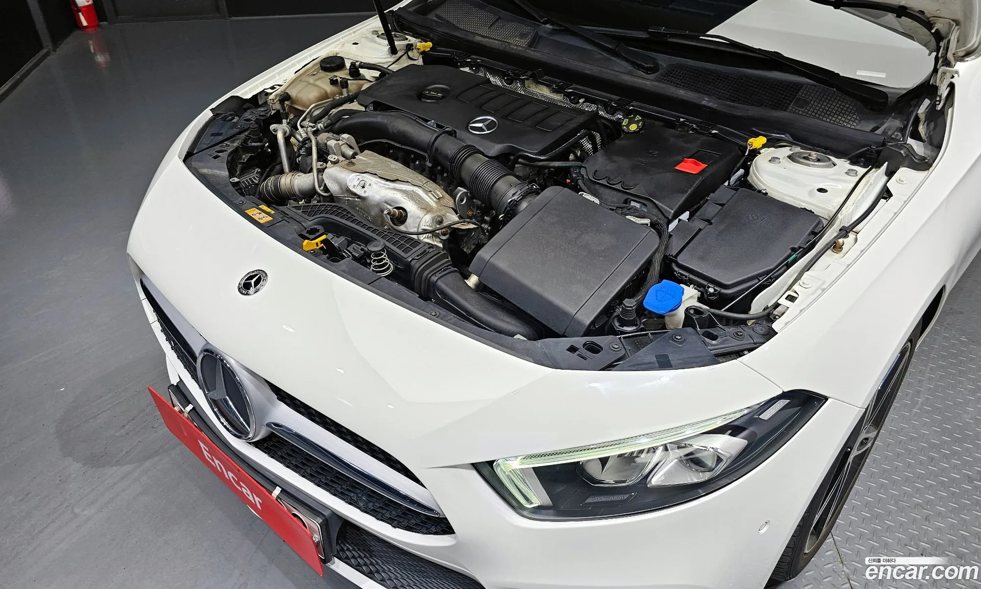 Mercedes-Benz A-Klasse Iv W177 A250 4Matic Sedan 2020 - фотография 16366738