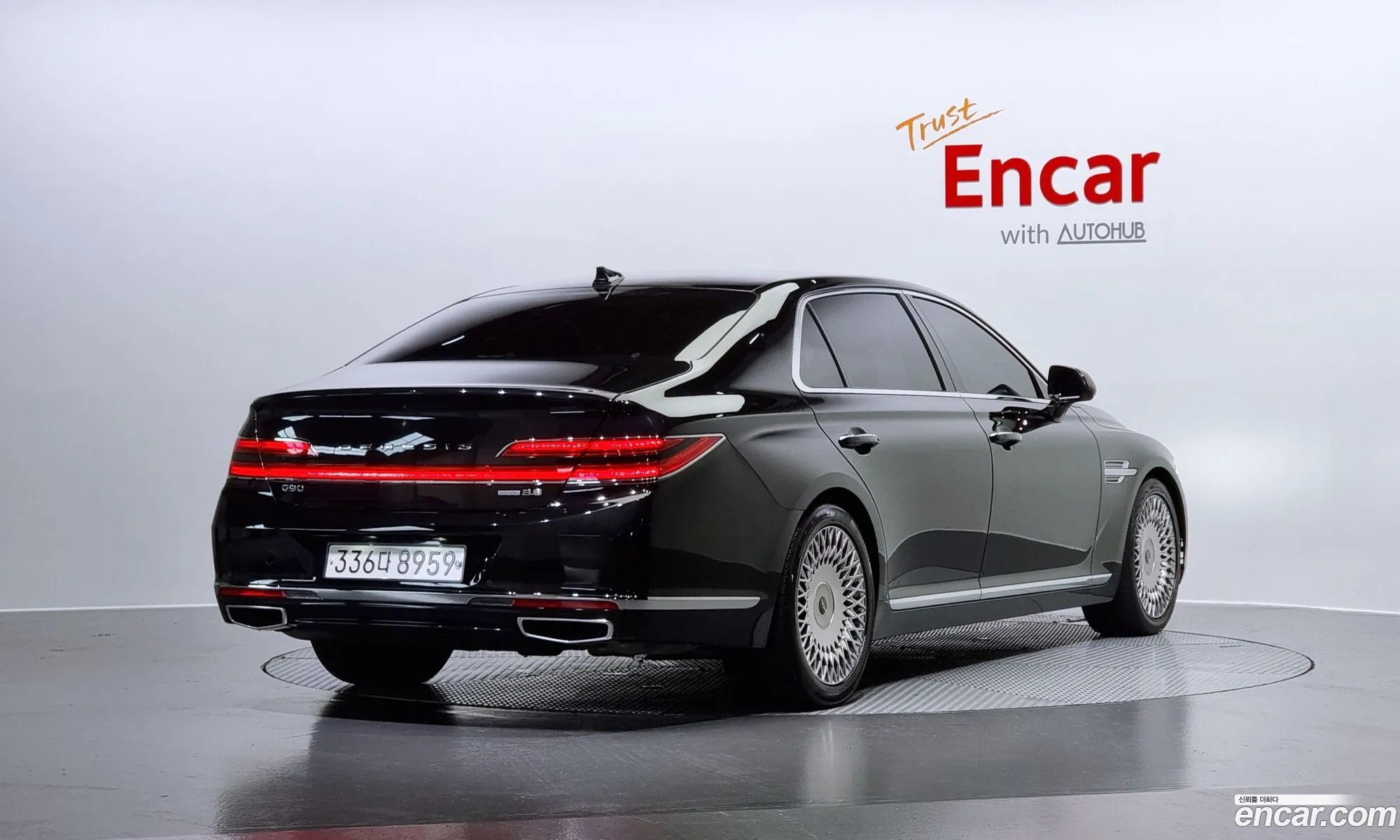 Genesis G90 I 38 Awd 2019 - фотография 1040560