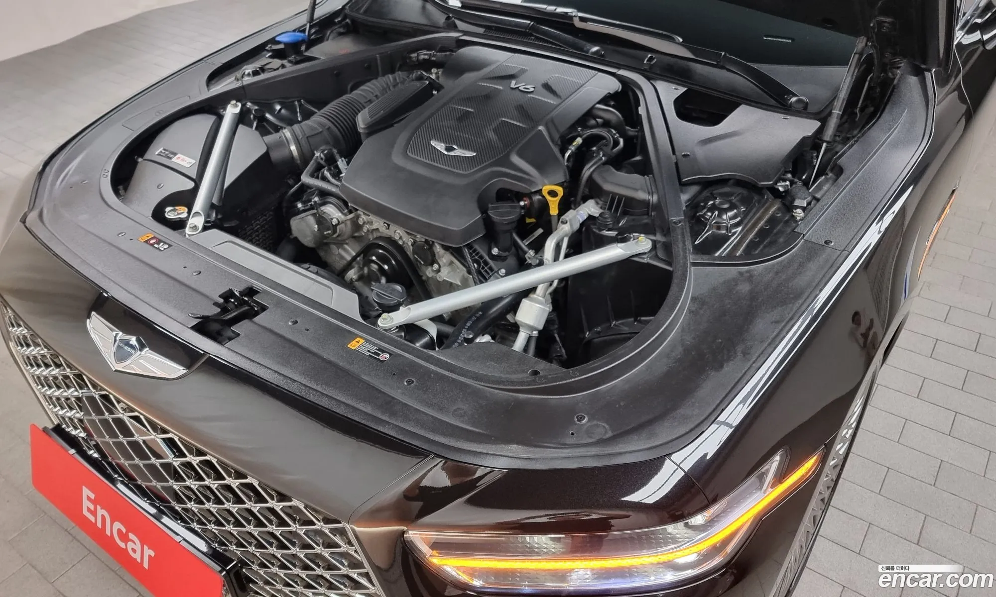 Genesis G90 I 38 Awd 2019 - фотография 1040564