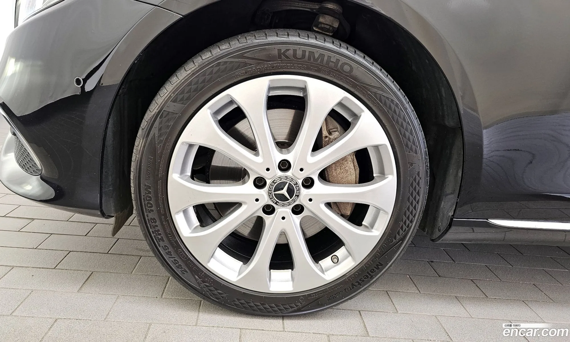 Mercedes-Benz E-Klasse V W213 S213 C238 E300 4Matic Exclusive 2018 - фотография 16357274