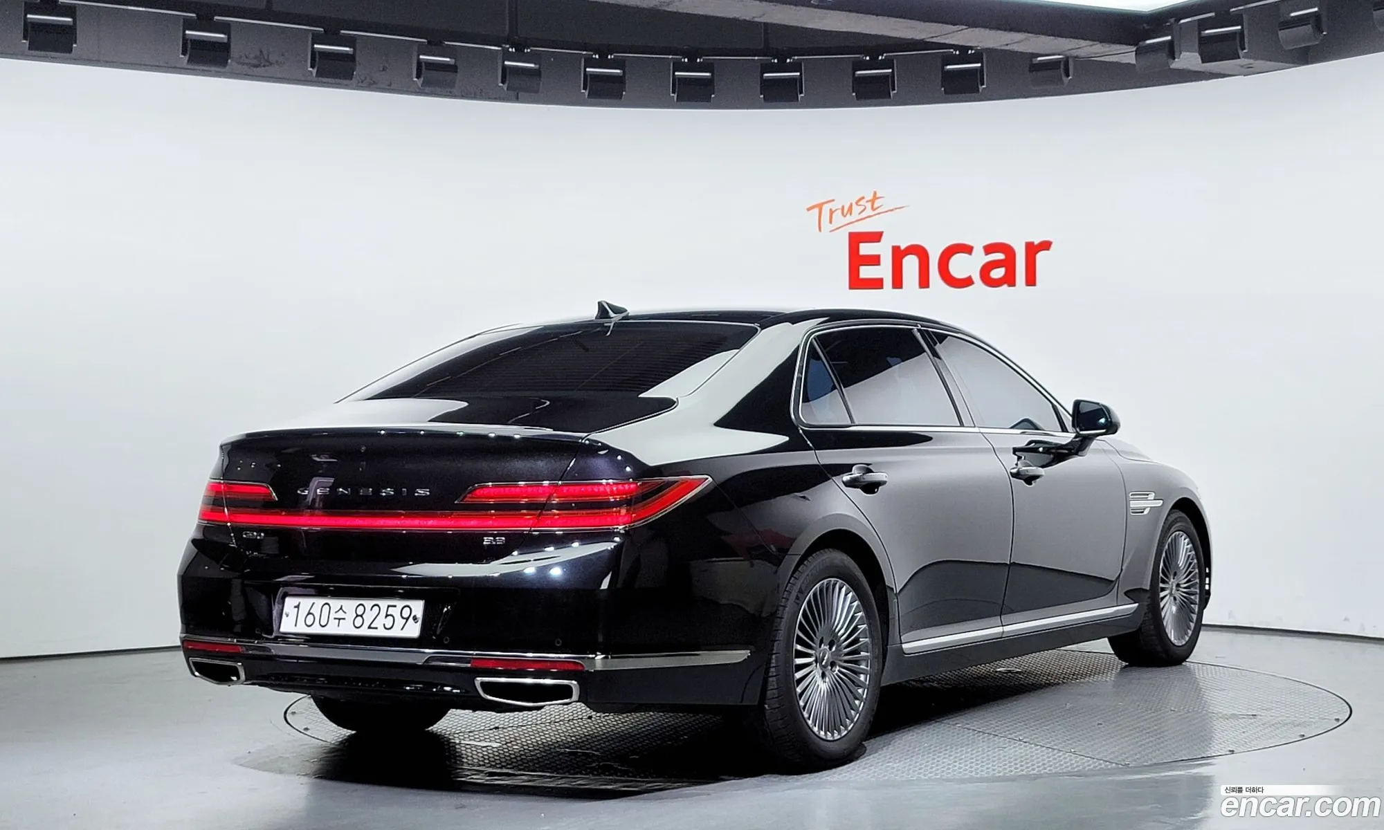Genesis G90 I 38 2020 - фотография 1069119