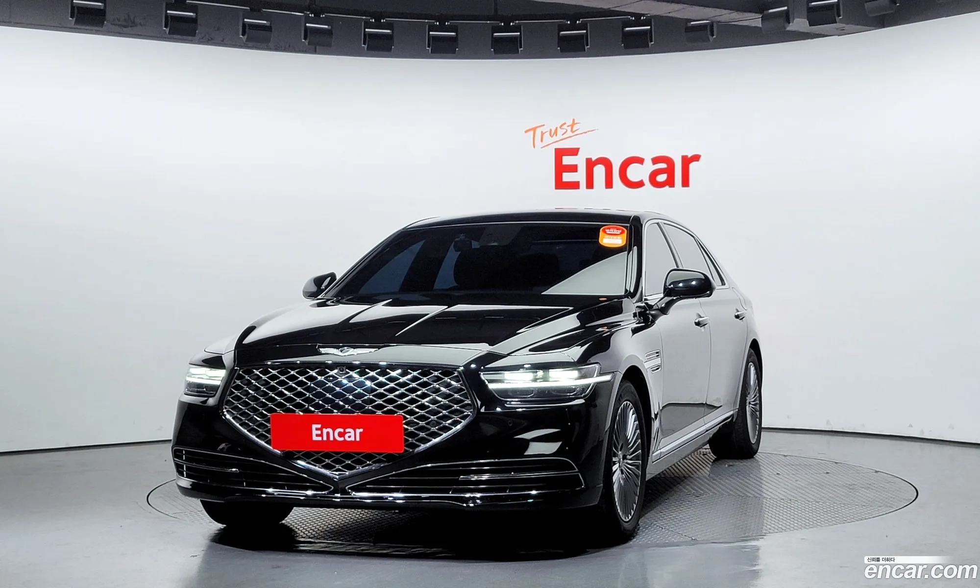 Genesis G90 I 38 2020 - фотография 1069120