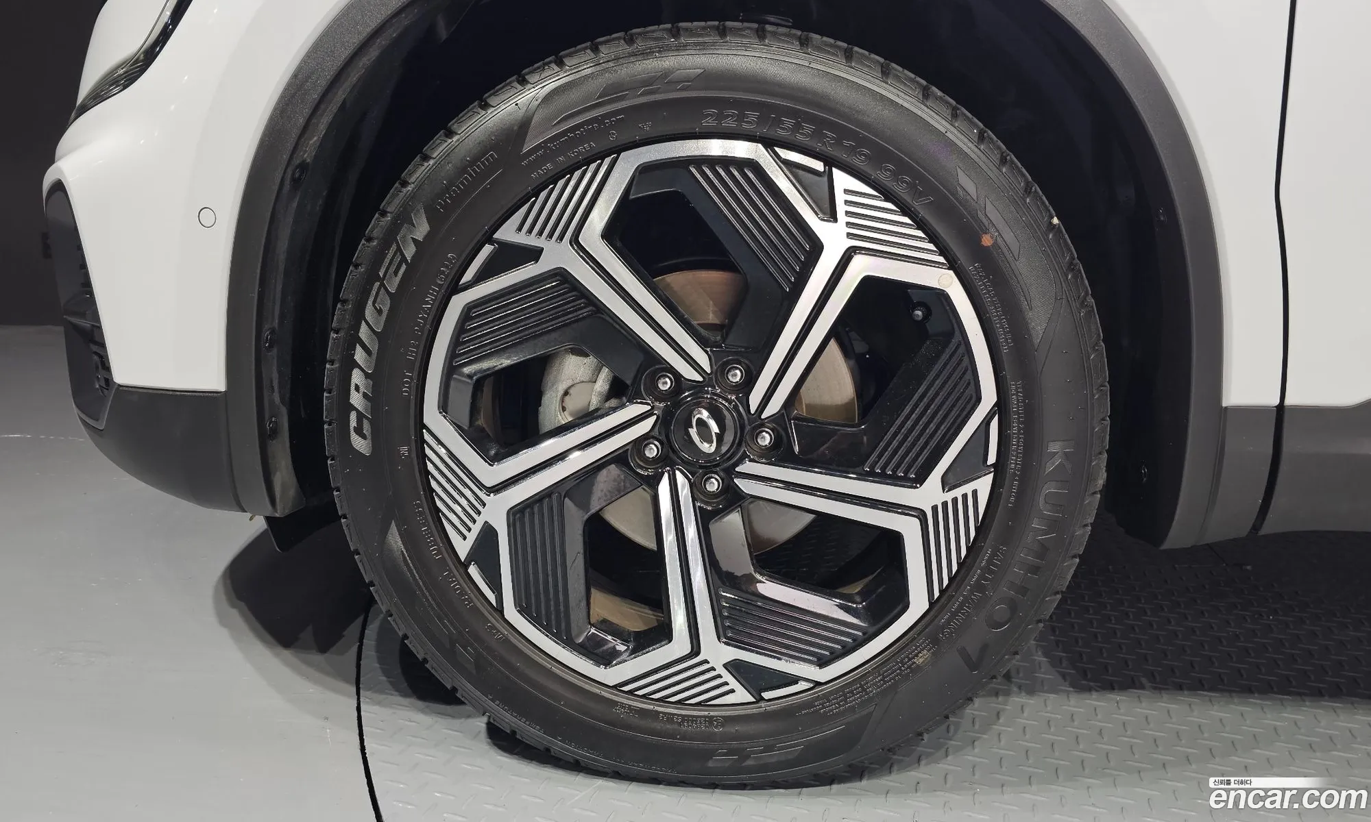 Renault Samsung Qm6 20 Lpe Re 2Wd 2024 - фотография 13466644