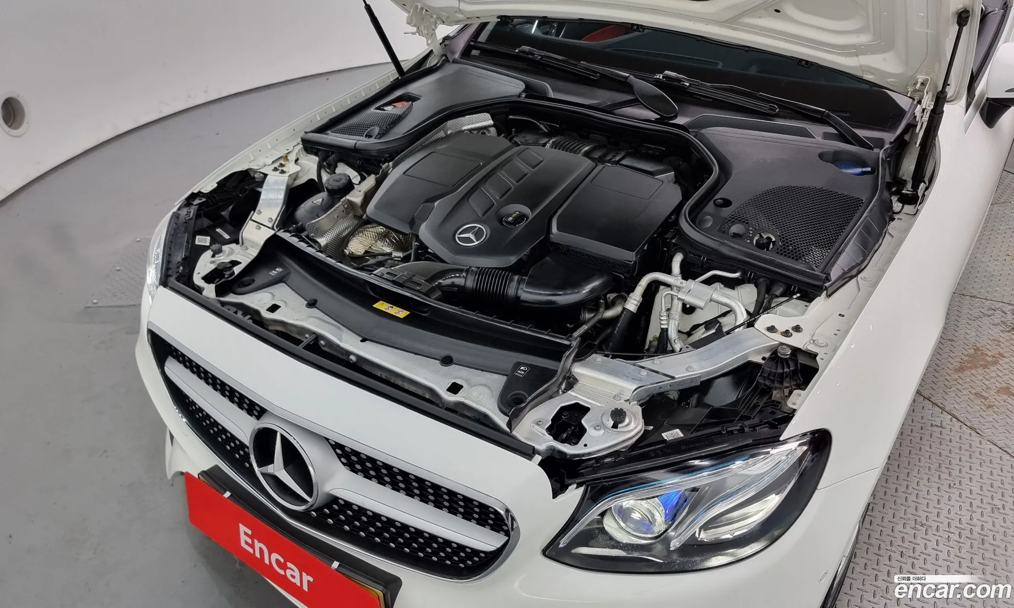 Mercedes-Benz E-Klasse V W213 S213 C238 E220D Cabriolet 2018 - фотография 16327074