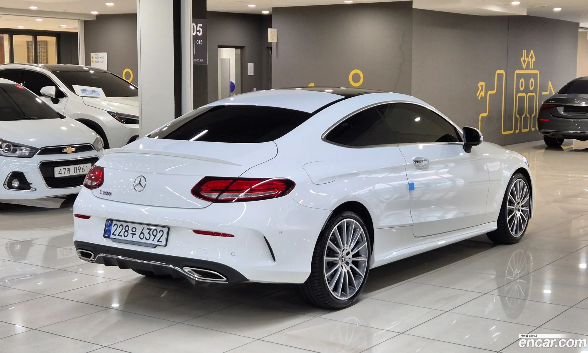 Mercedes-Benz C-Klasse C200 Coupe 2023 - фотография 16327057