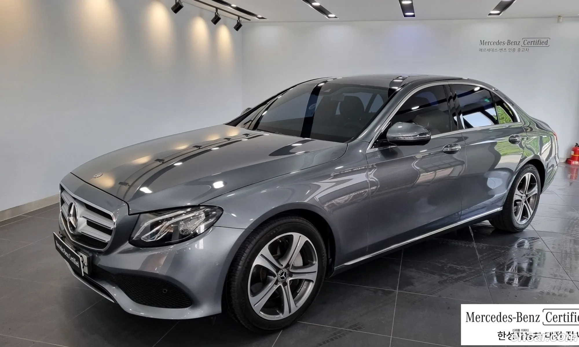 Mercedes-Benz E-Klasse V W213 S213 C238 E300 Avantgarde 2019 - фотография 16373567