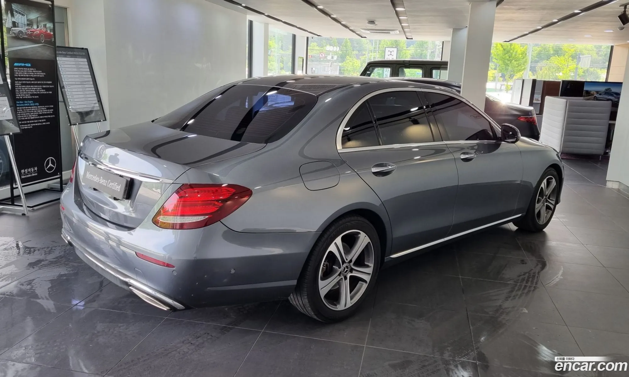 Mercedes-Benz E-Klasse V W213 S213 C238 E300 Avantgarde 2019 - фотография 16373568