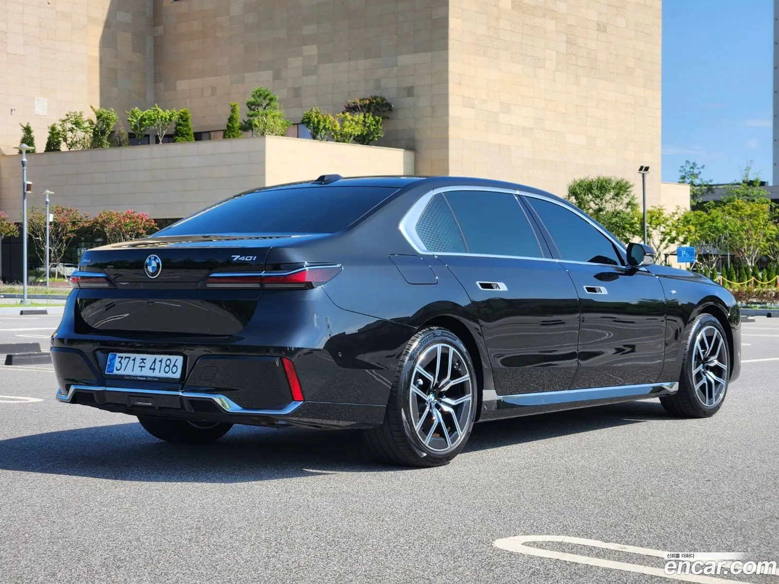 BMW 7Er 740I xDrive M Sport 2024 - фотография 19607325