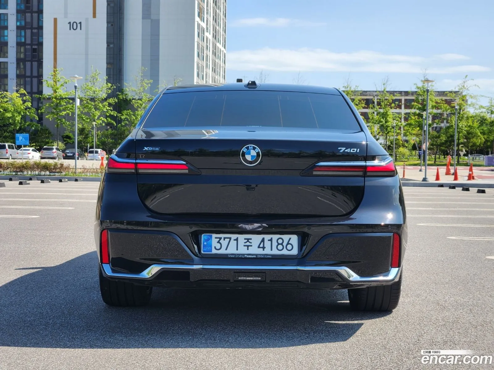 BMW 7Er 740I xDrive M Sport 2024 - фотография 19607327