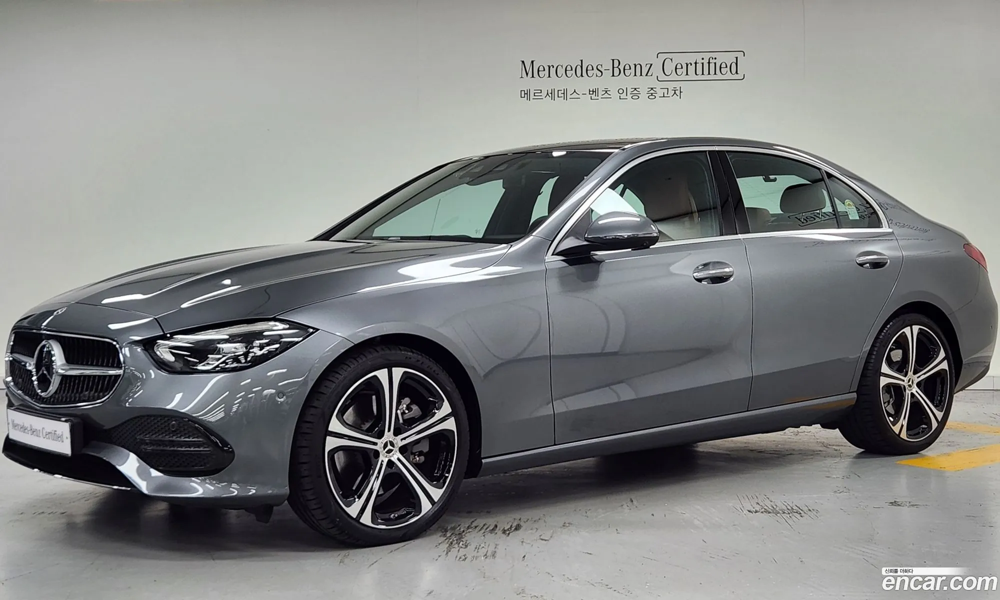 Mercedes-Benz C-Klasse C300 4Matic Avant Garde 2024 - фотография 16366757