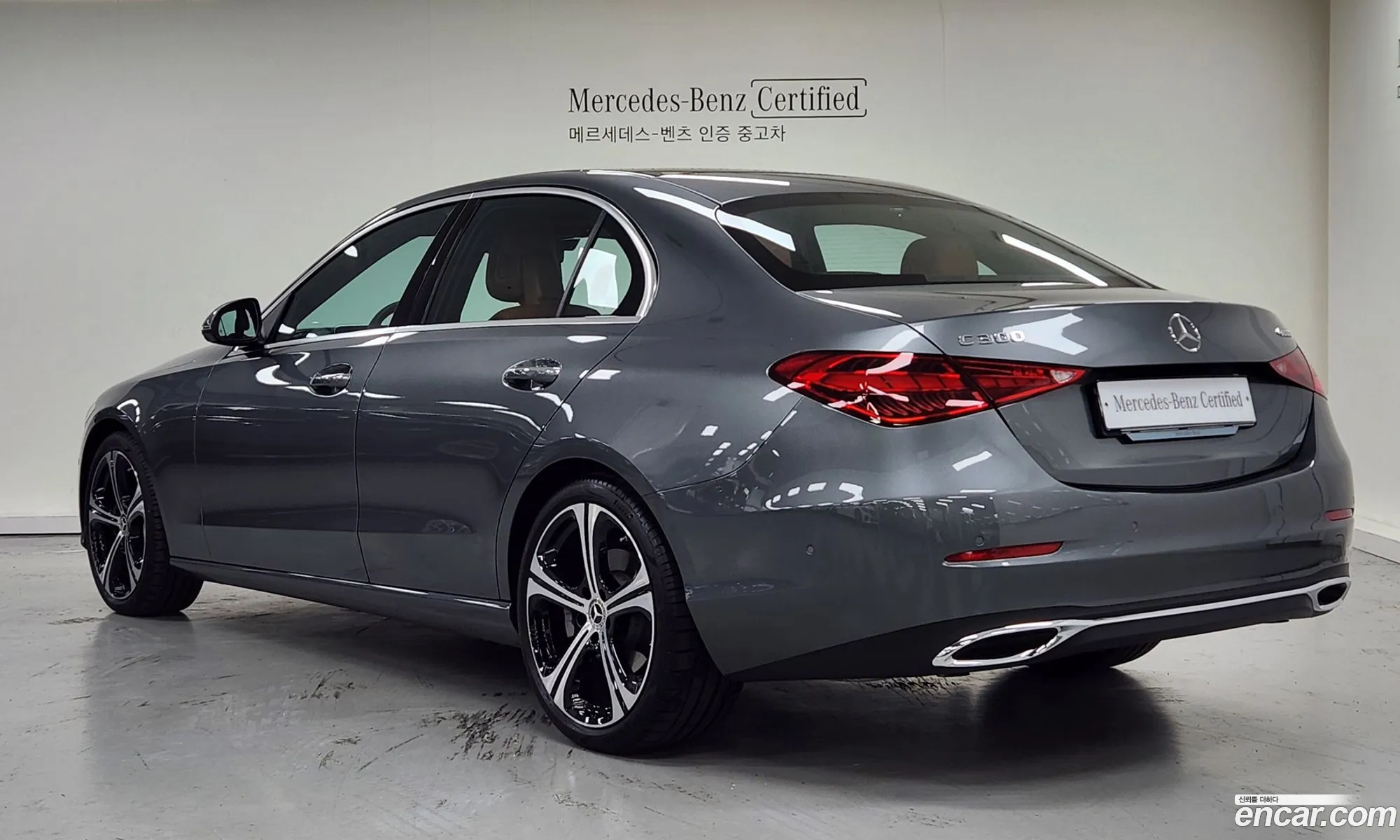 Mercedes-Benz C-Klasse C300 4Matic Avant Garde 2024 - фотография 16366759